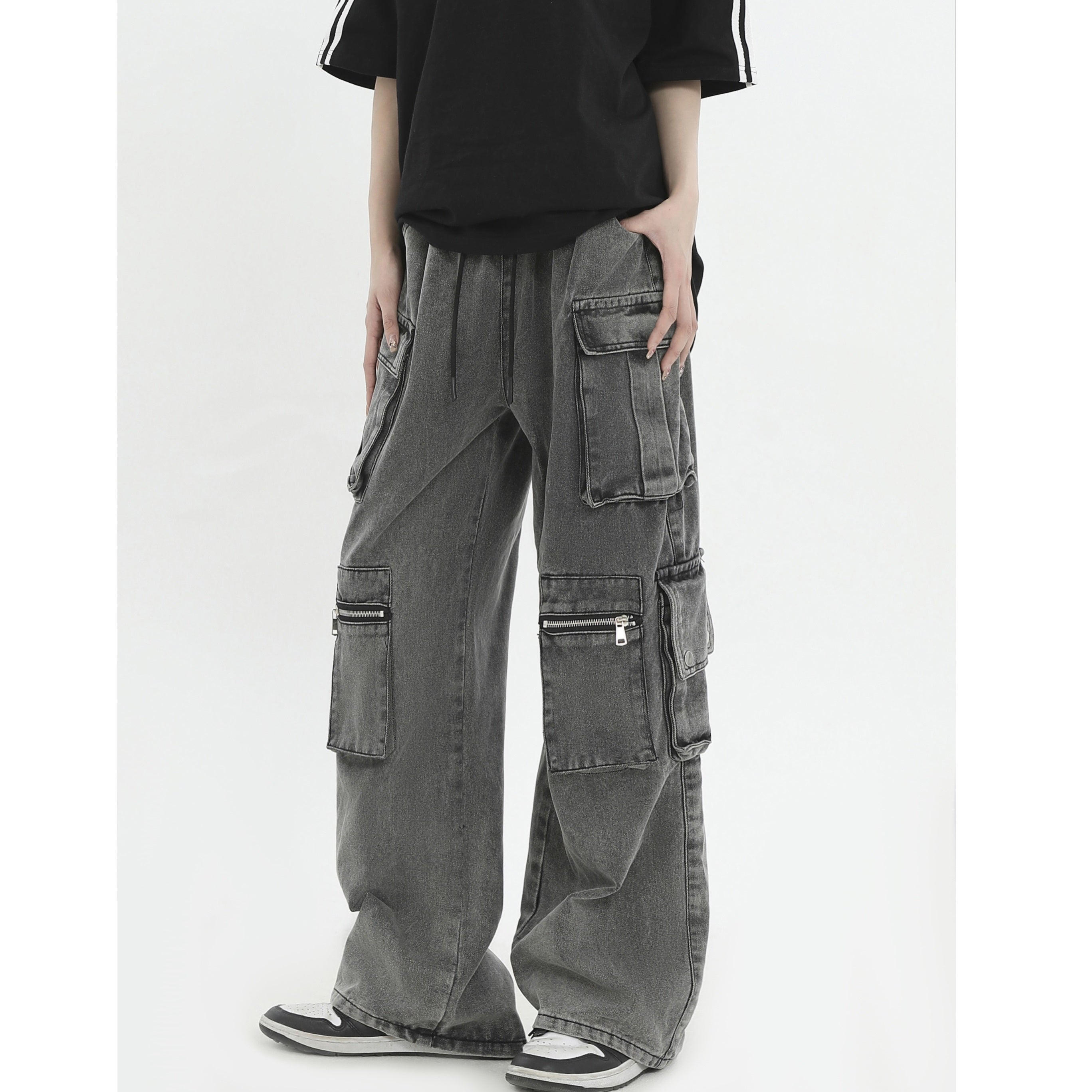 Distressed Loose Work Style Cargo Jeans IN7025