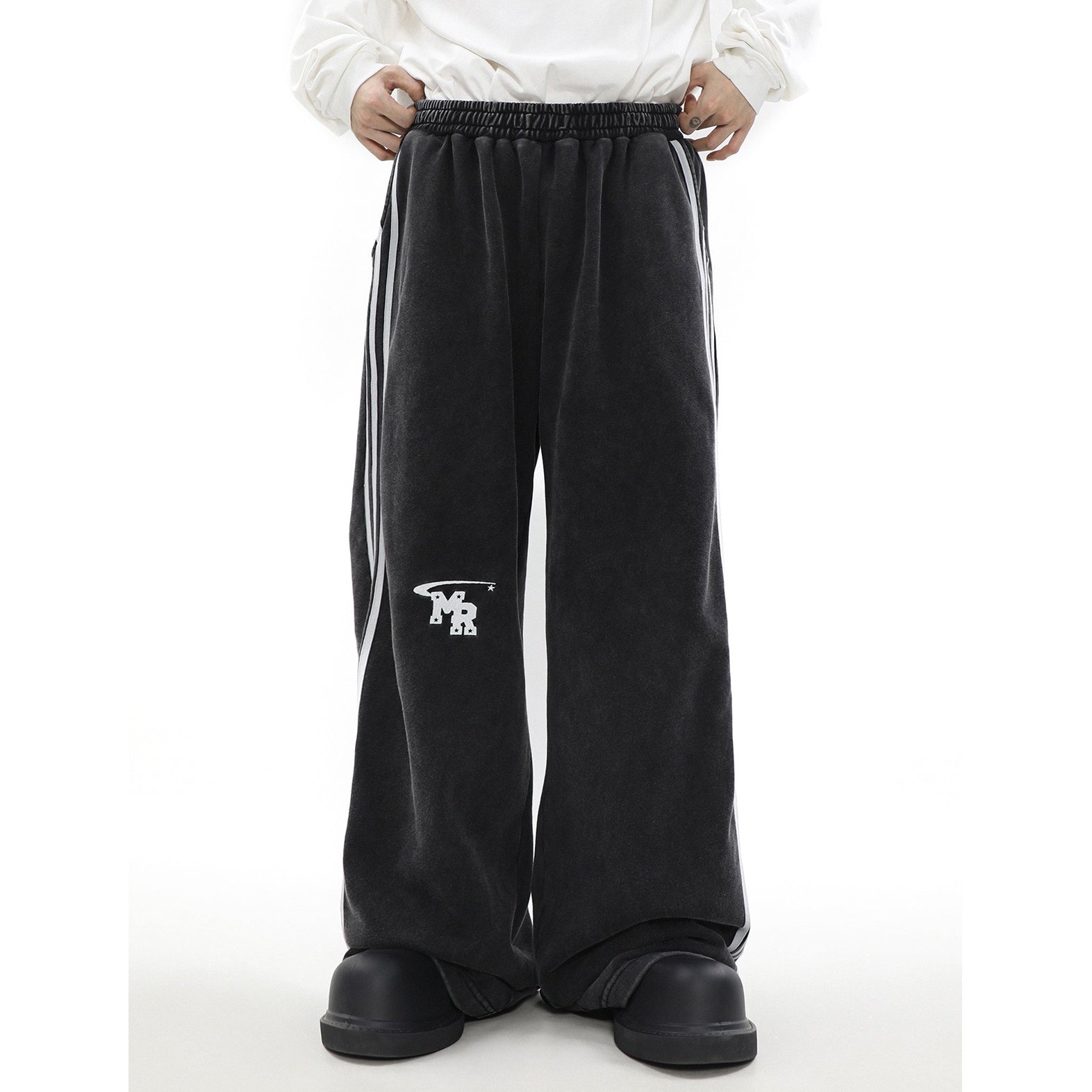 【上下別売り】Three Line Half-Zip Sweat & Loose Pants Set-up MR051