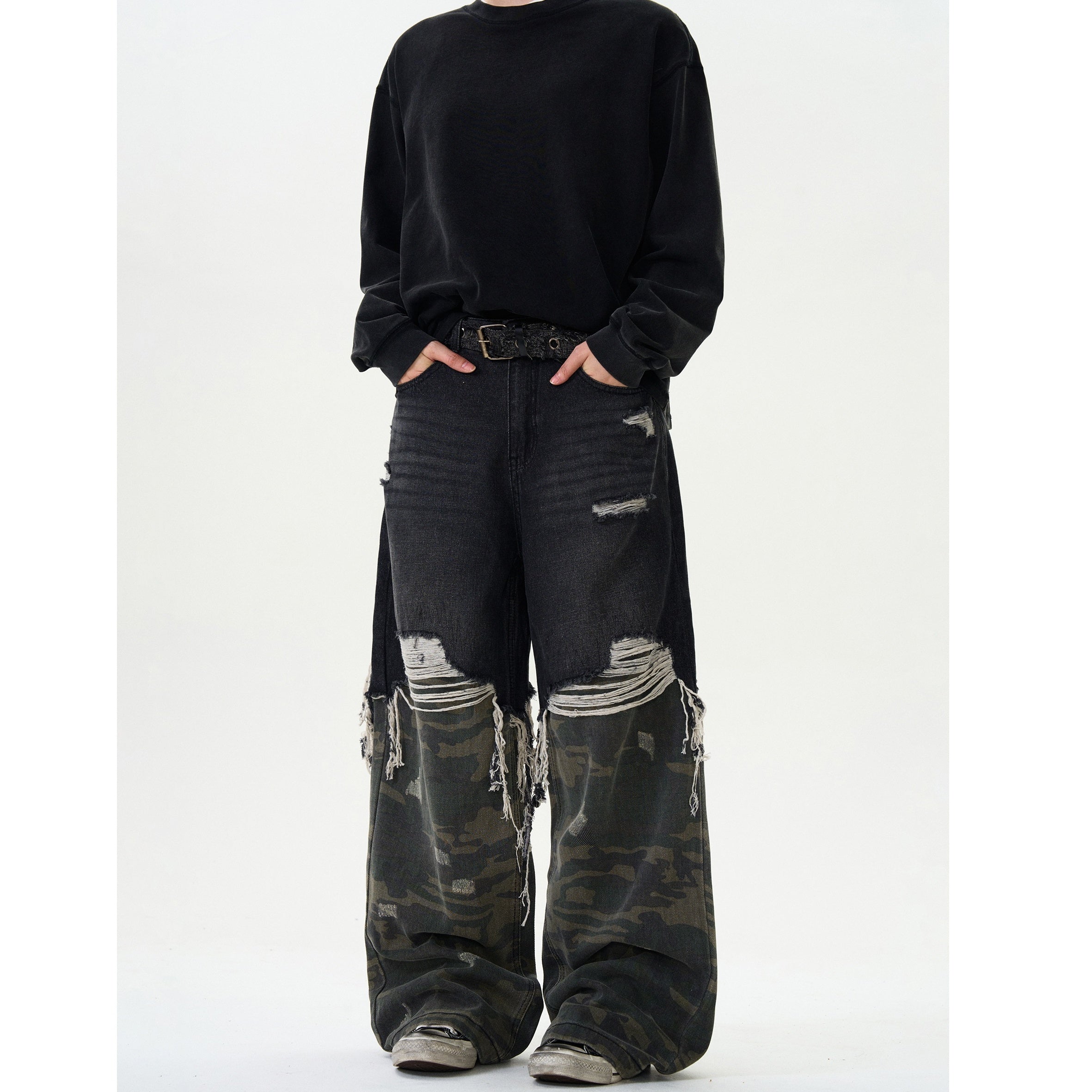 Camouflage Stitching Damage Loose Jeans MB7341