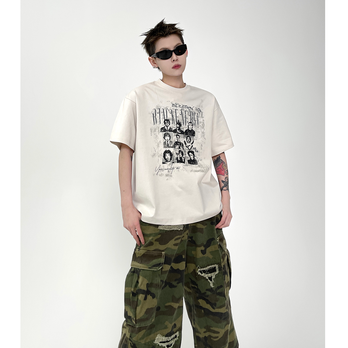 Character Print T-shirt EAT098