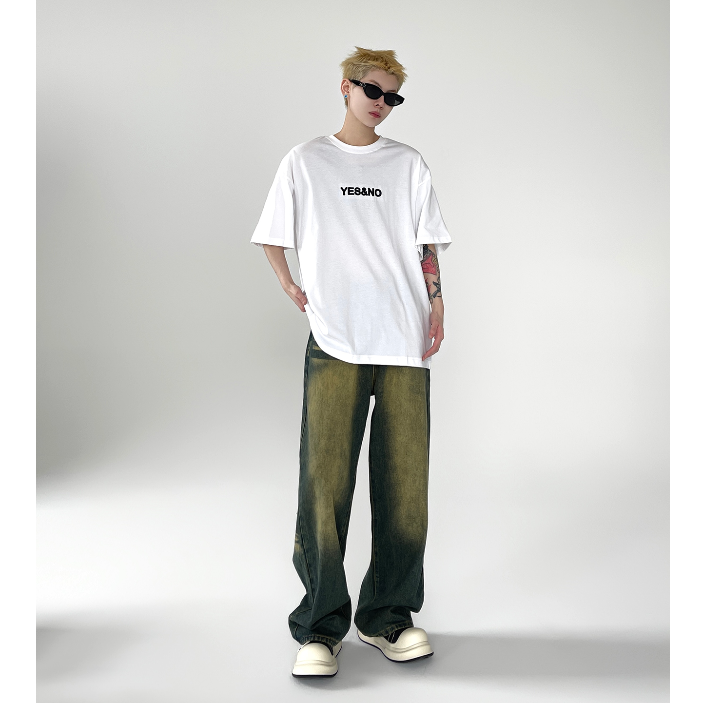 Appliqué Embroidered Loose Street T-shirt EAT009
