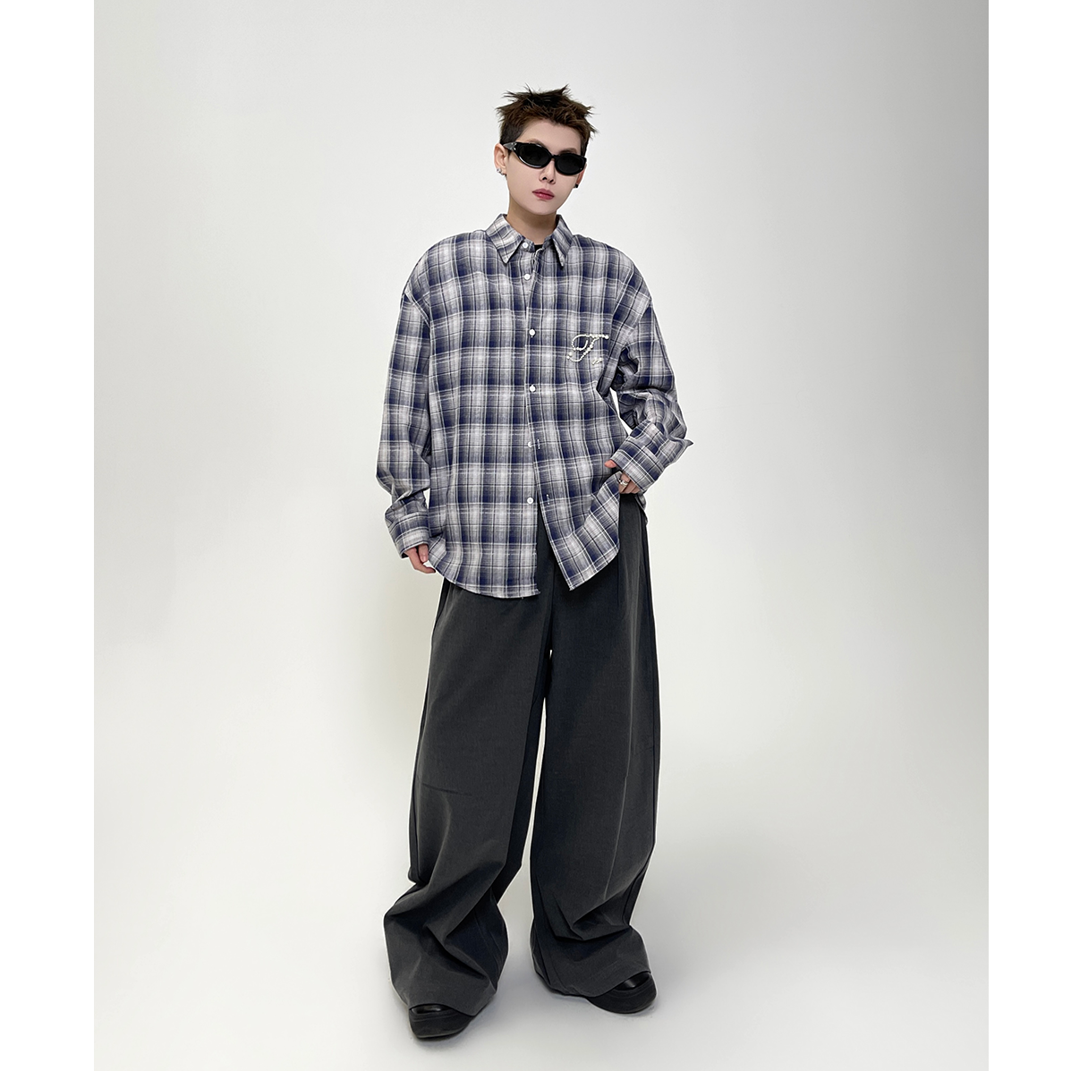 Pearl Design Plaid Shirt EAT089
