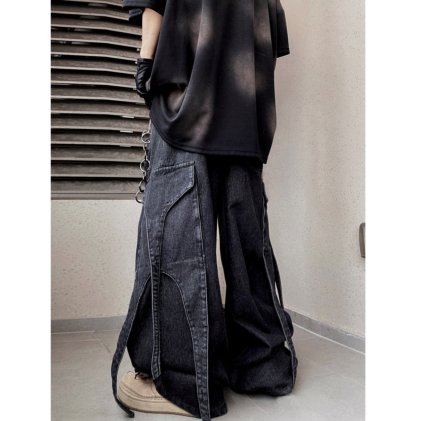 Long Strap Design Wide Cargo Jeans UU7025