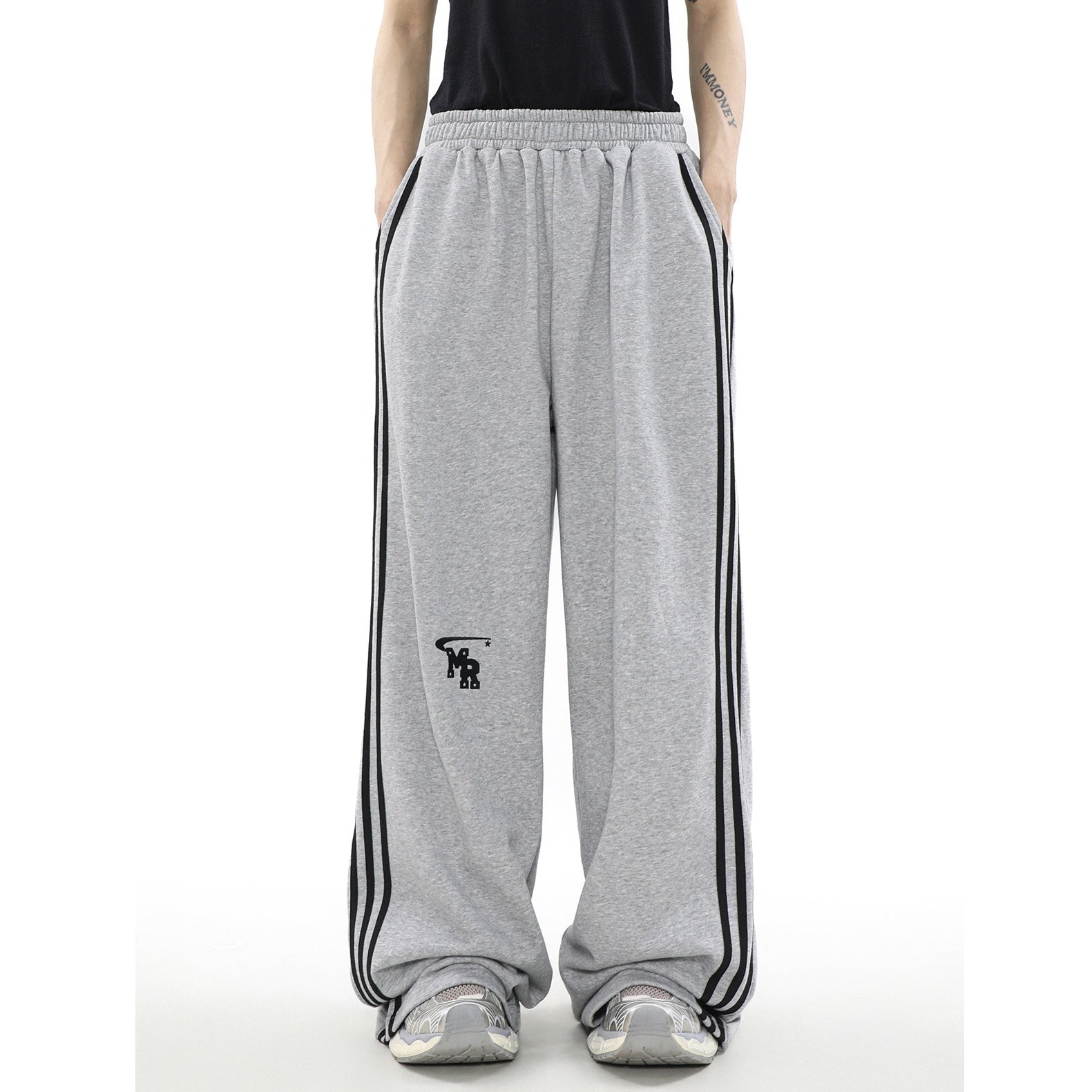 【上下別売り】Three Line Half-Zip Sweat & Loose Pants Set-up MR051