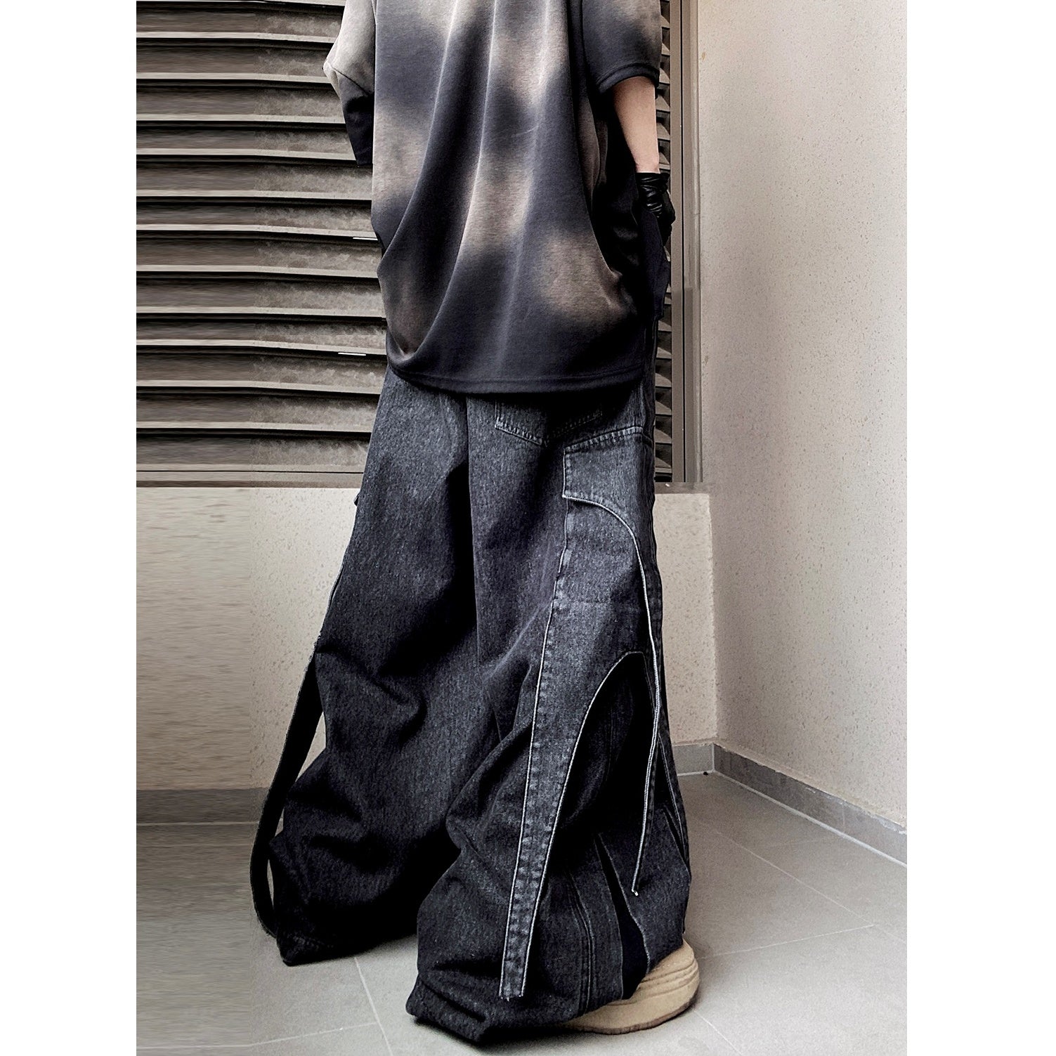 Long Strap Design Wide Cargo Jeans UU7025