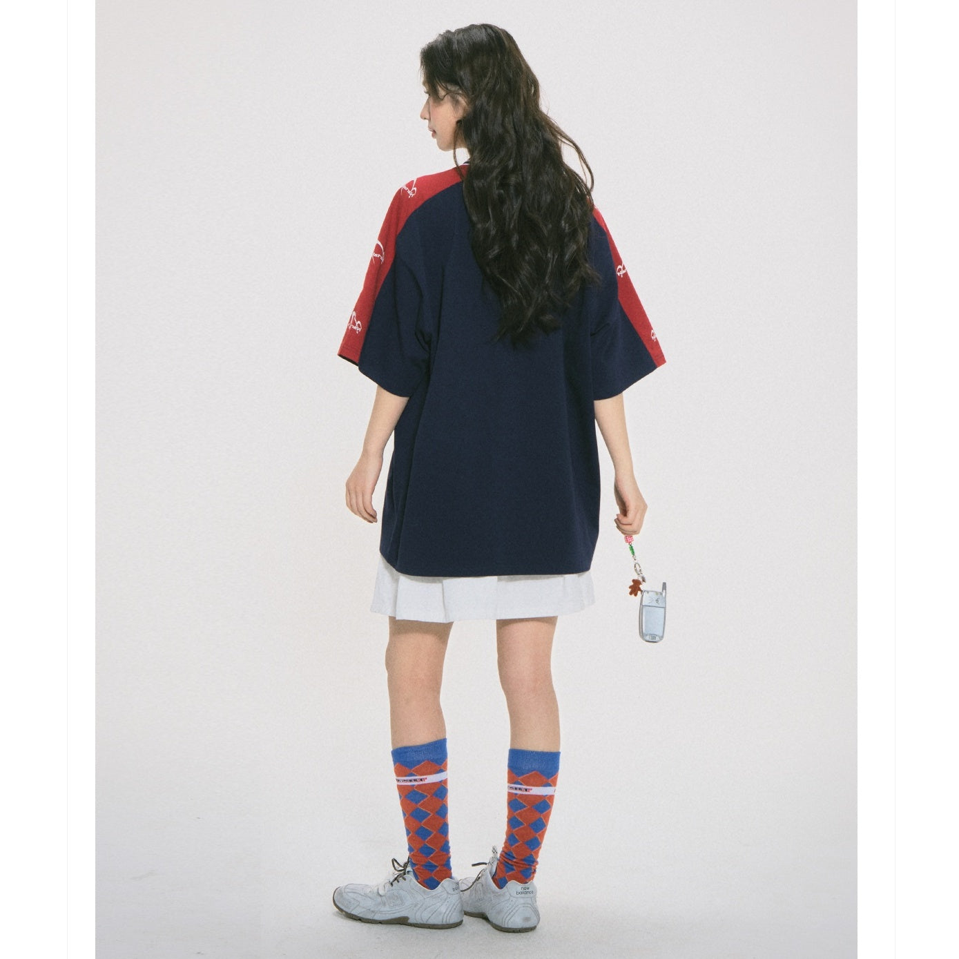 Contrast Stitching V-Neck T-Shirt NA7012