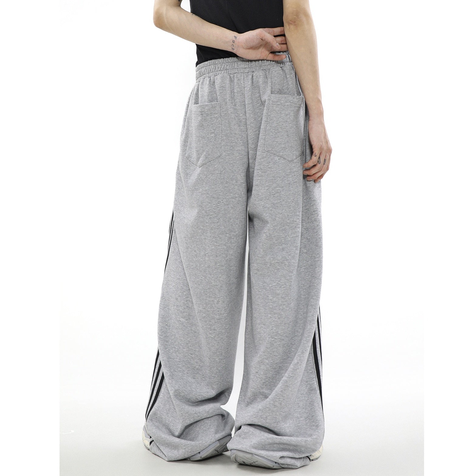 【上下別売り】Three Line Half-Zip Sweat & Loose Pants Set-up MR051