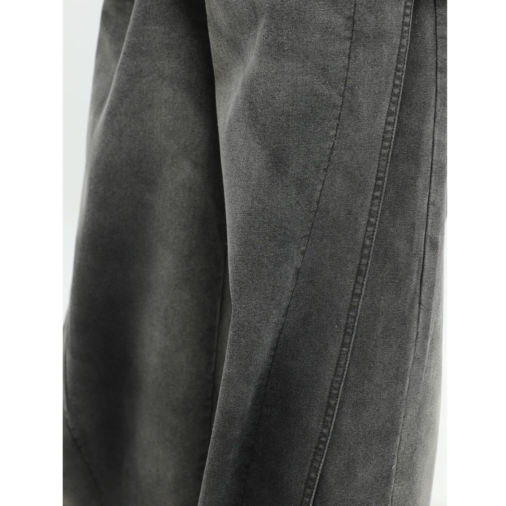 Gradient Smudge Wash Loose Jeans IN7058