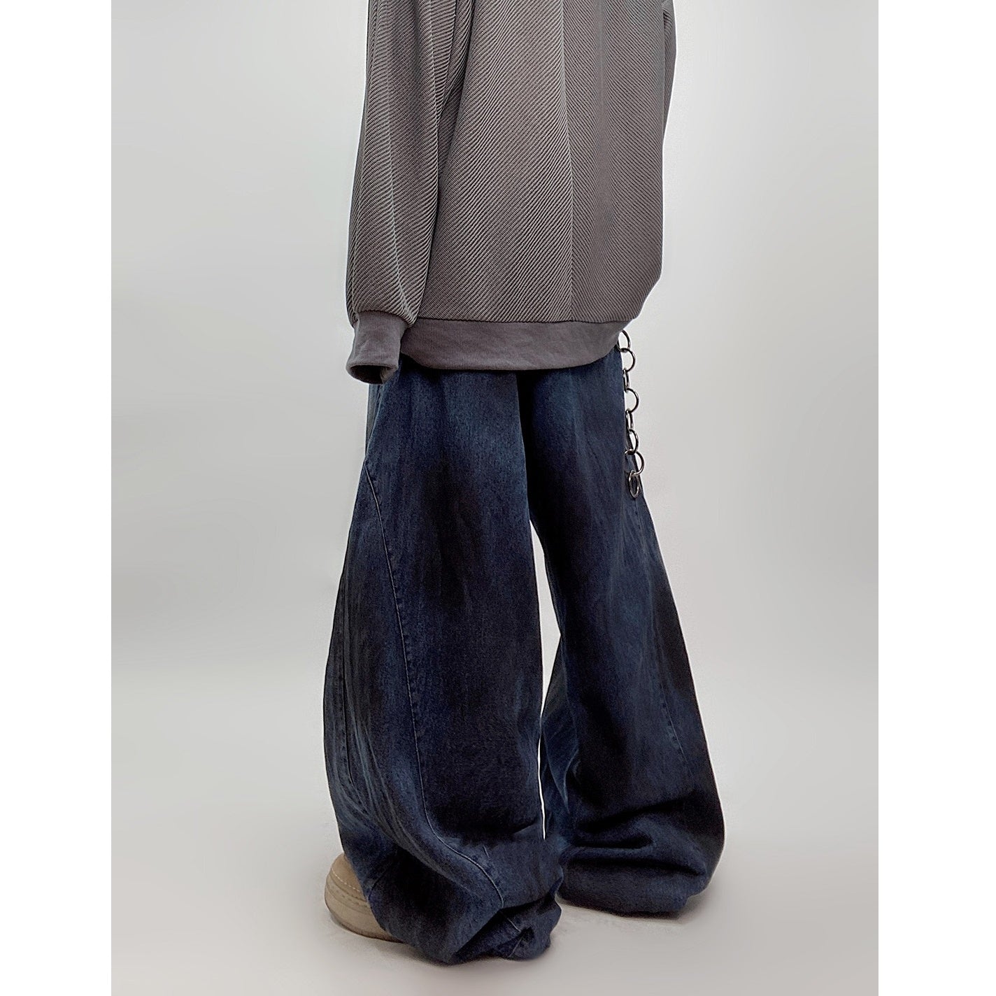 Washed Mud Dyed Distressed Wide-Leg Jeans UU7023