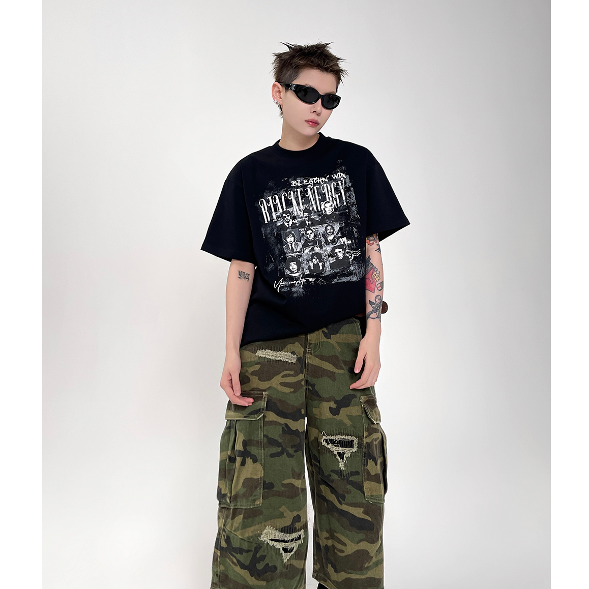 Character Print T-shirt EAT098