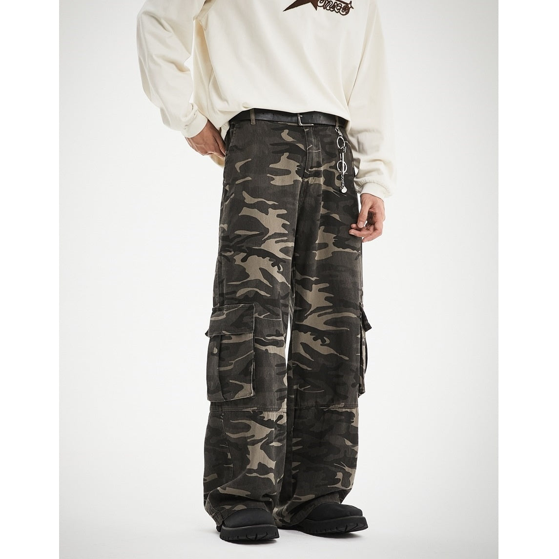 Camouflage Straight Switching Cargo Pants MB7184