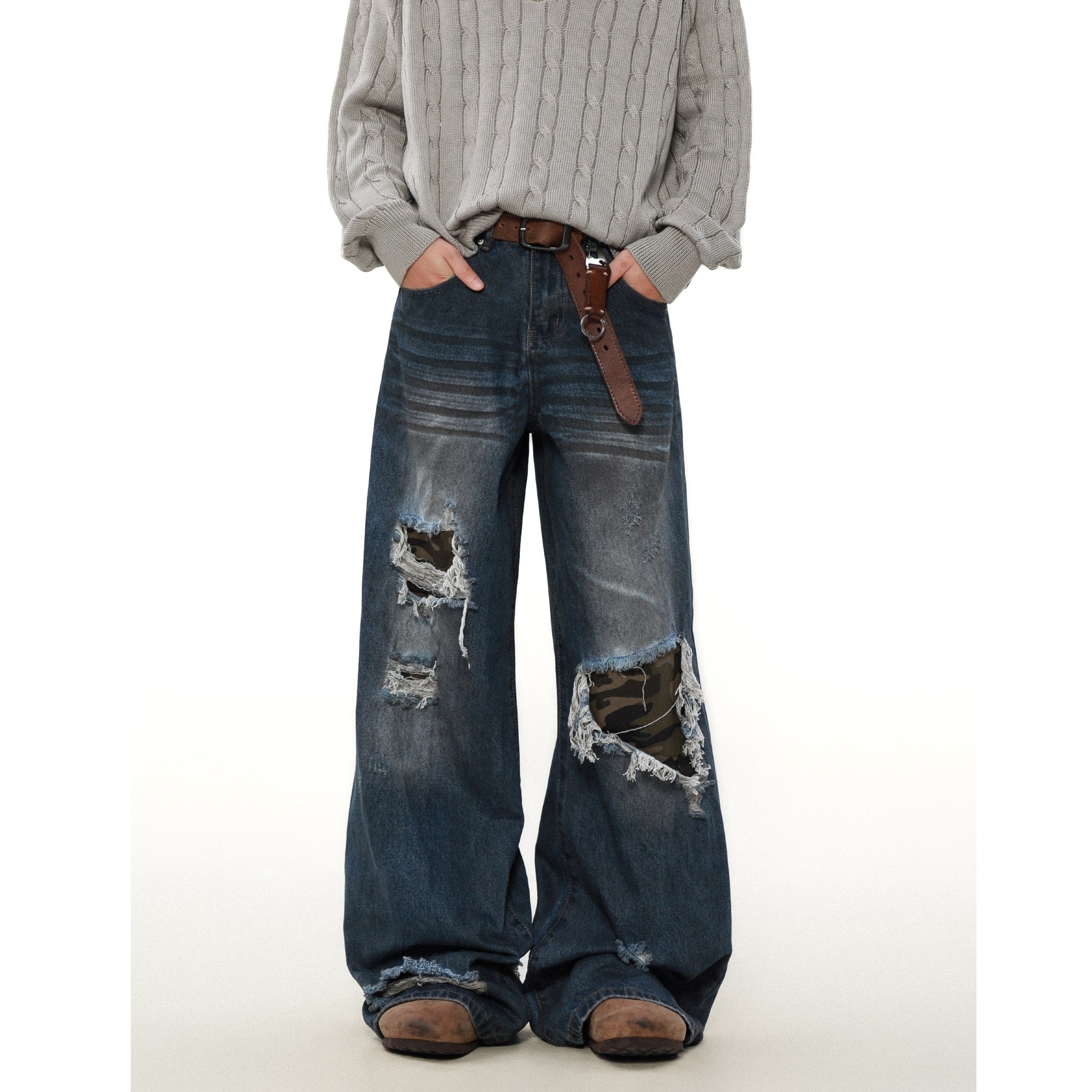 Patch Ripped Camouflage Jeans MB7291