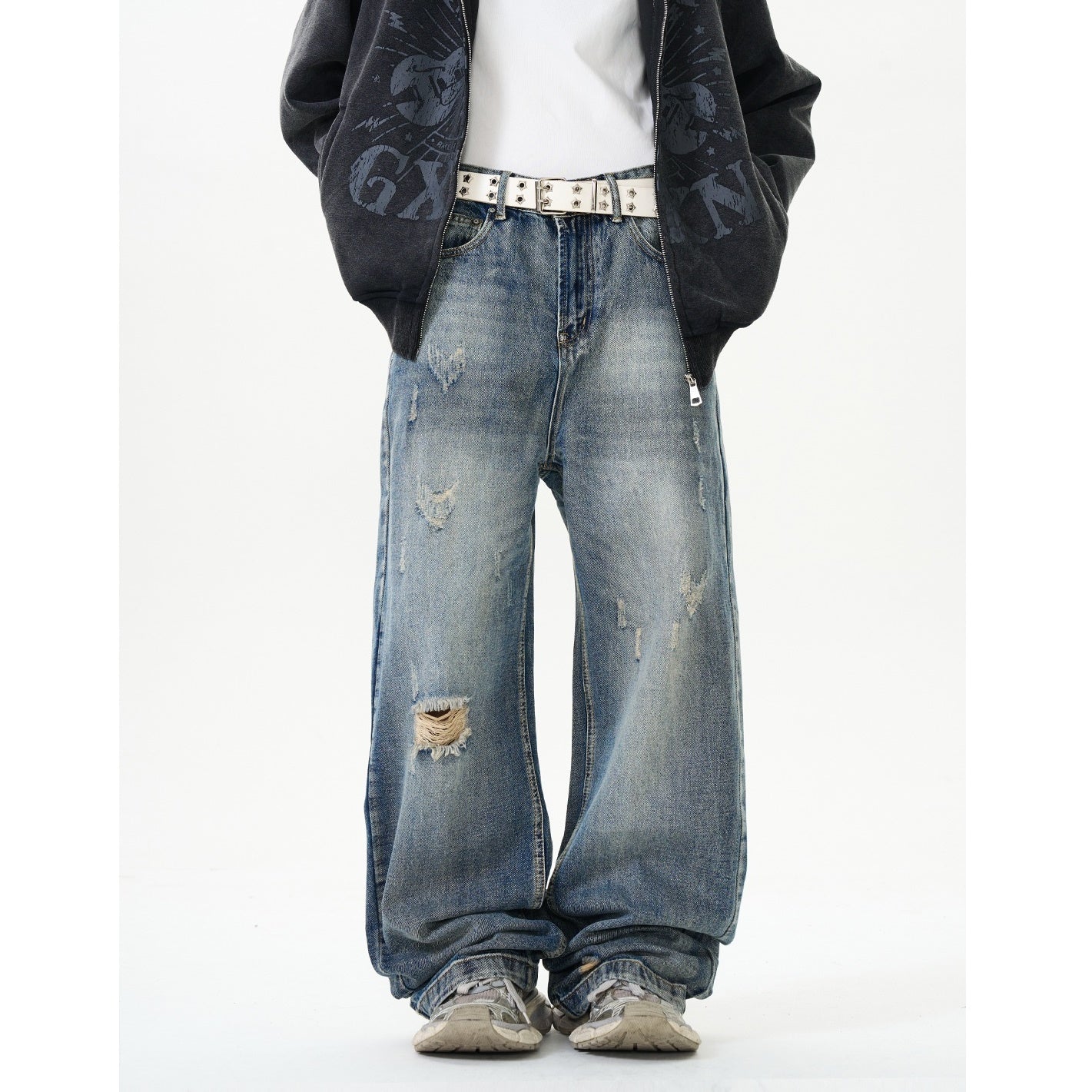 Washed Distressed Ripped Loose Jeans NR7004
