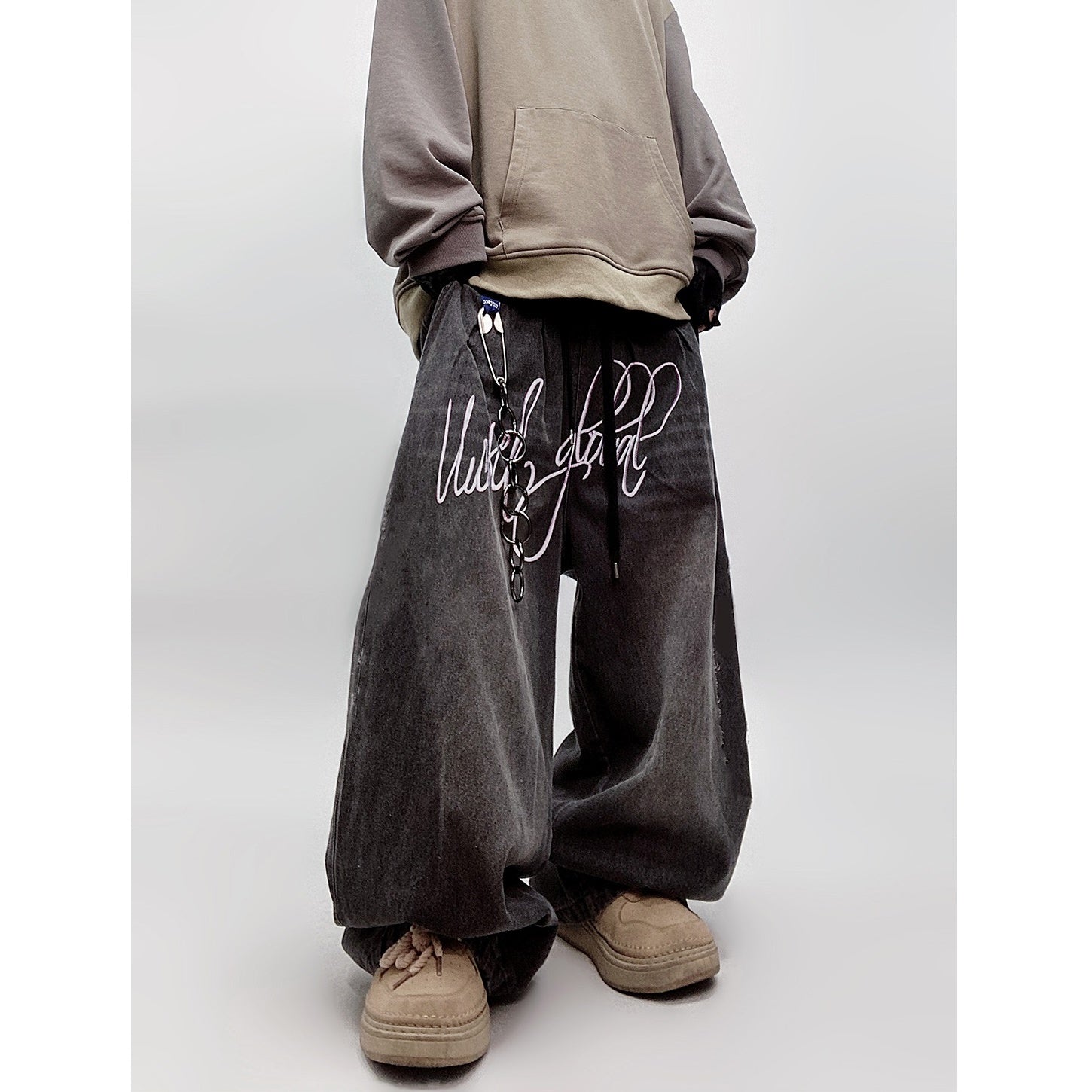 Logo Washed Ripped Wide Jeans UU7018