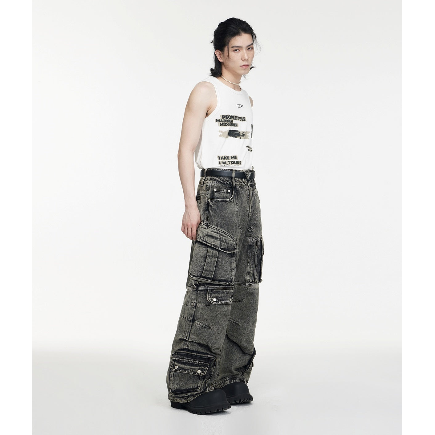 Wide-leg Double Pocket Cargo Jeans MB7028