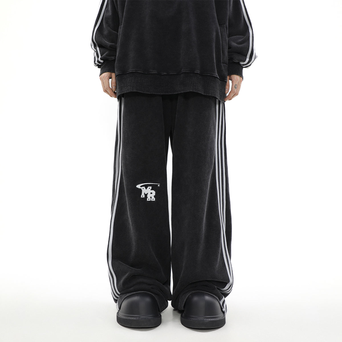 【上下別売り】Three Line Half-Zip Sweat & Loose Pants Set-up MR051