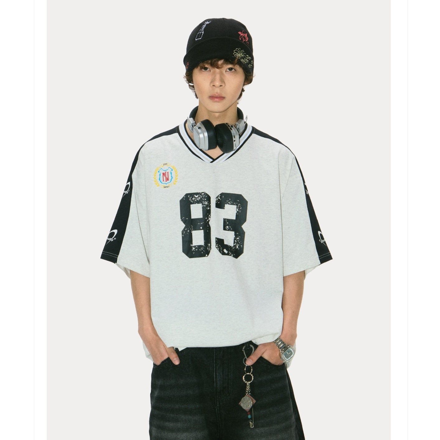 Contrast Stitching V-Neck T-Shirt NA7012