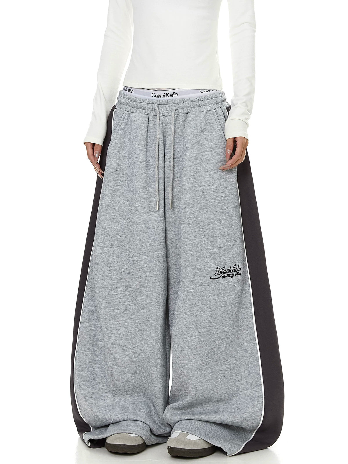 Color-Block Striped Curved Sweat Pants MB7448