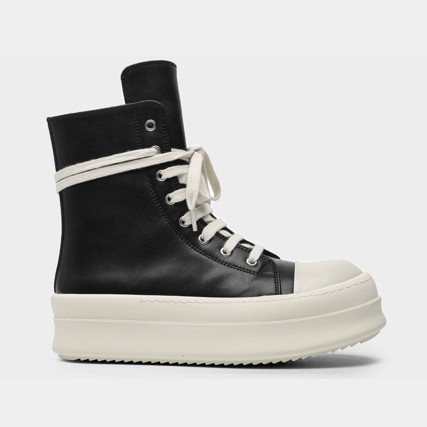 High-Top Zipper Design Lace-up Sneaker MB7429