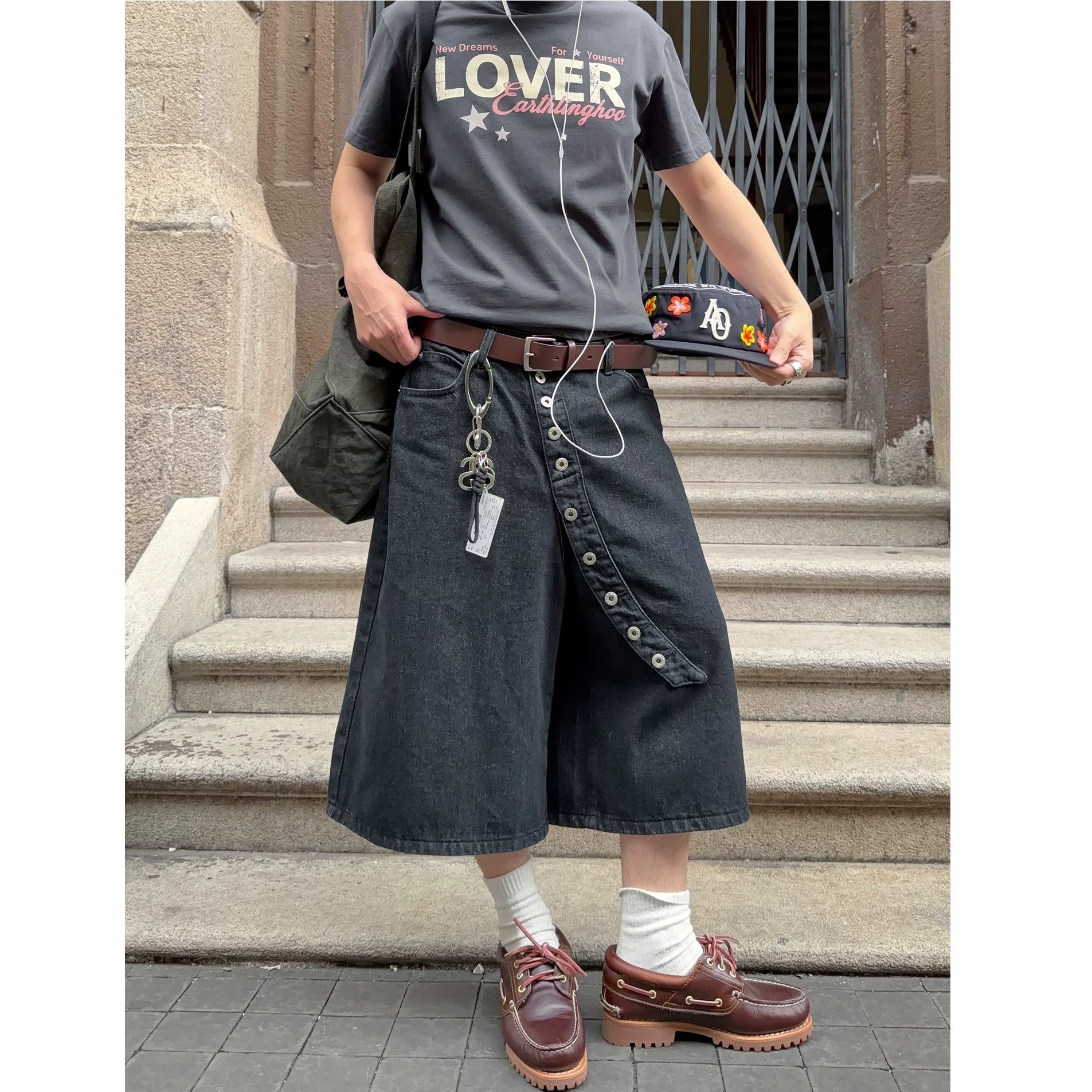 Asymmetric Curve Button Wide Cropped Jeans MB7390