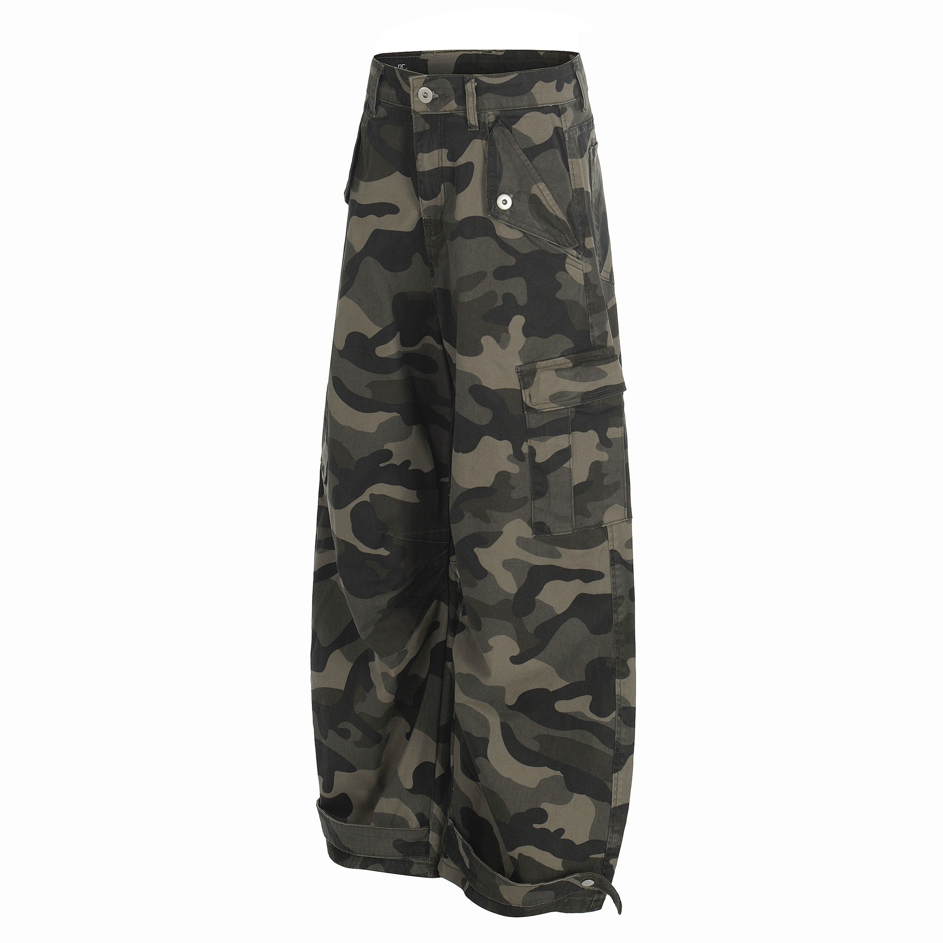 Wide Camouflage Cargo Curved Pants MB7397