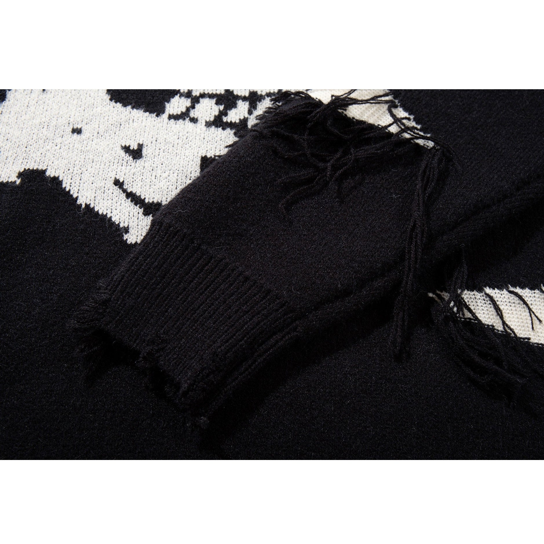 Damaged Skull Jacquard Sweater MB7416