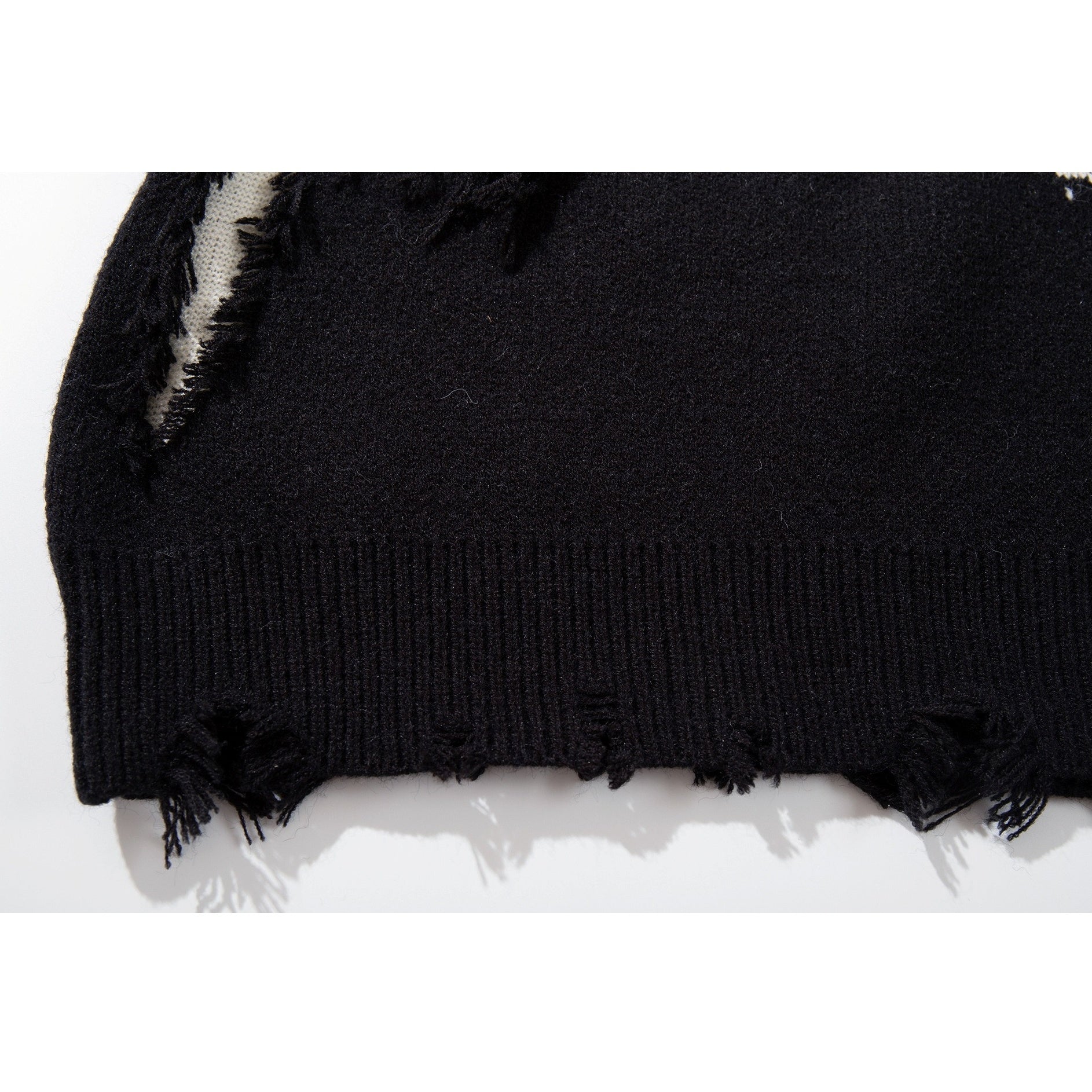 Damaged Skull Jacquard Sweater MB7416