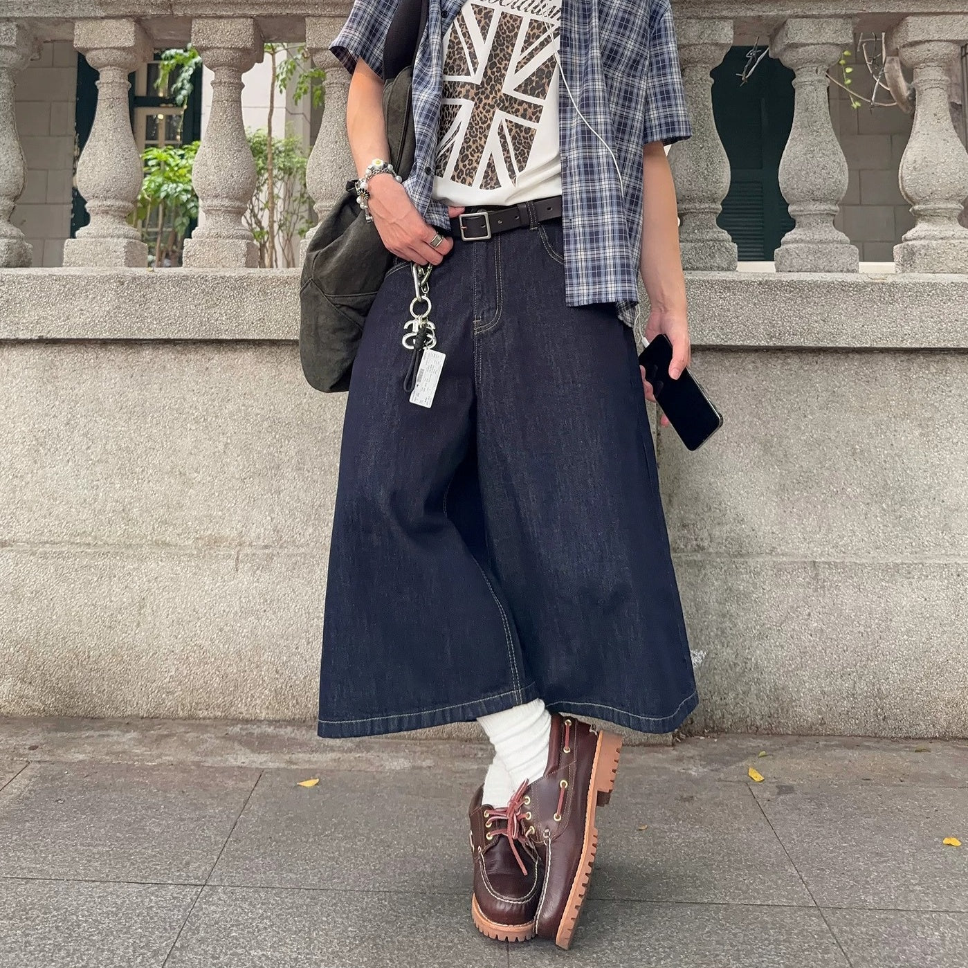 Loose Fit Denim Cropped Pants MB7392