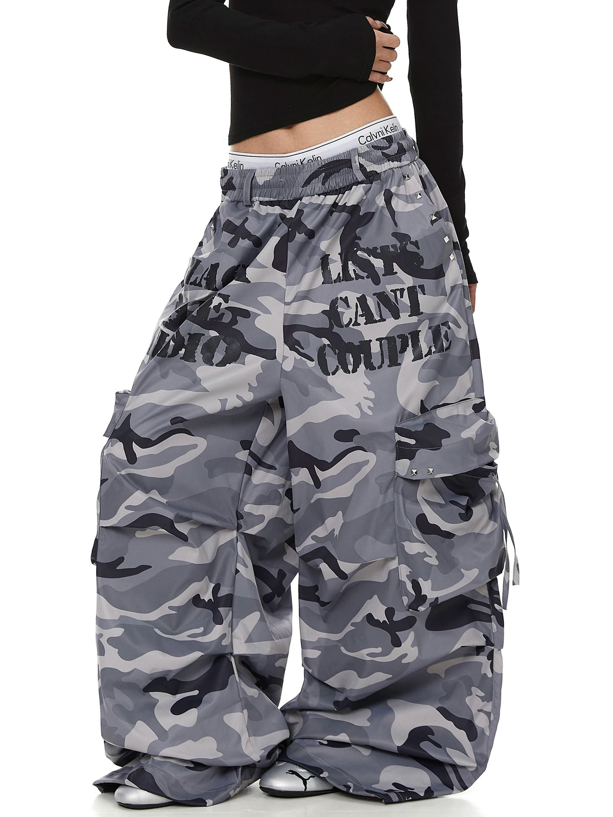 Letter Print Camouflage Wide Cargo Pants MB7451