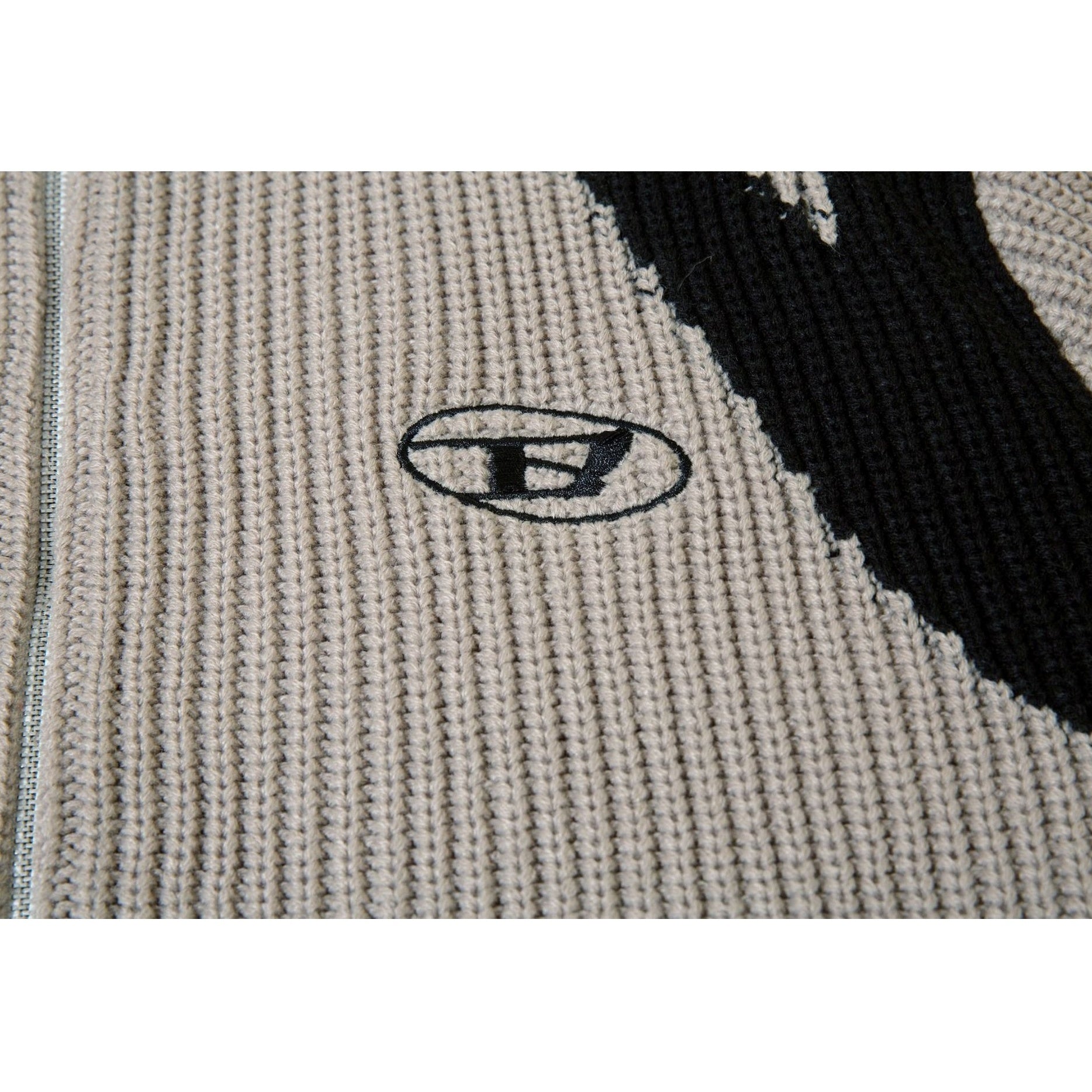 Color-Blocking Knitted Zip Jacket MB7418