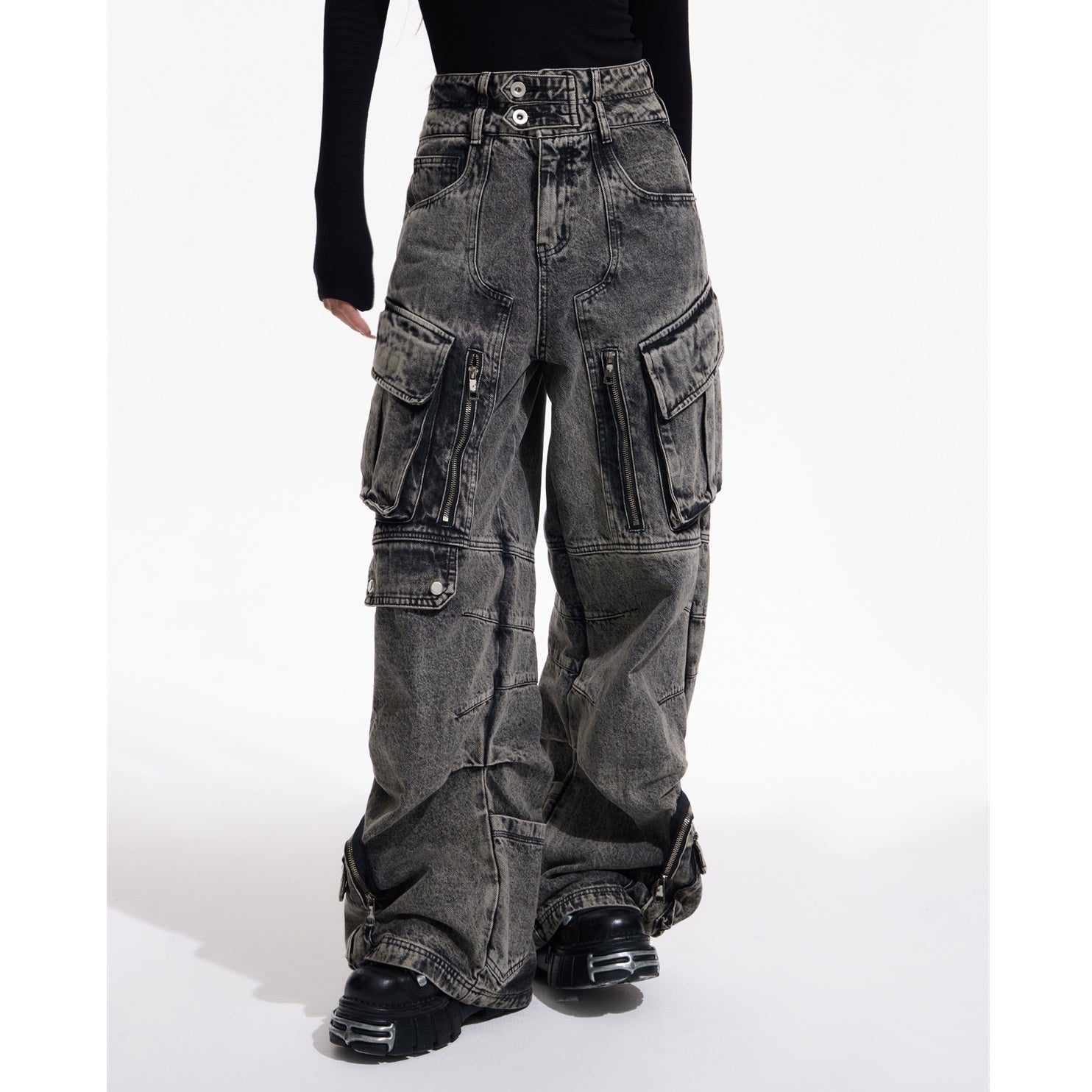 Wide-leg Double Pocket Cargo Jeans MB7028