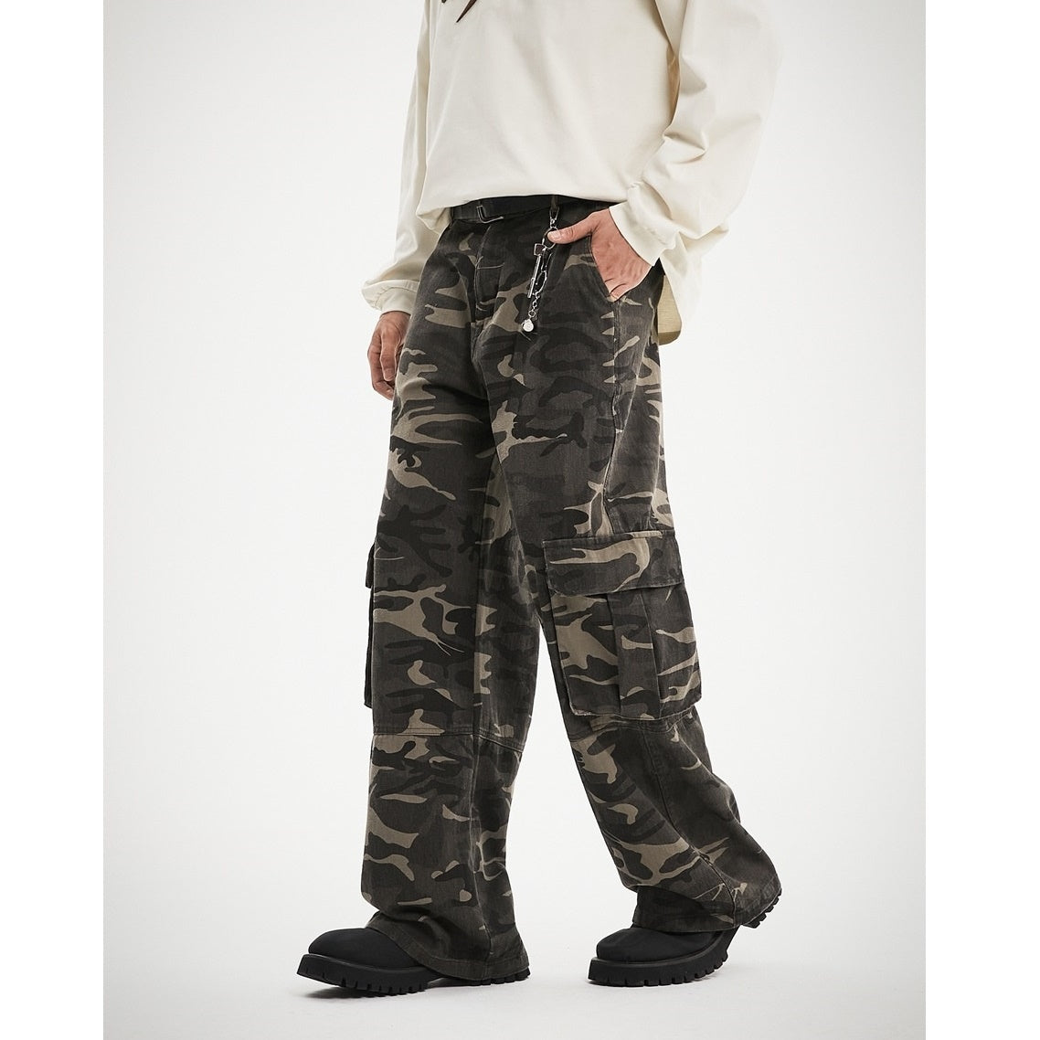 Camouflage Straight Switching Cargo Pants MB7184