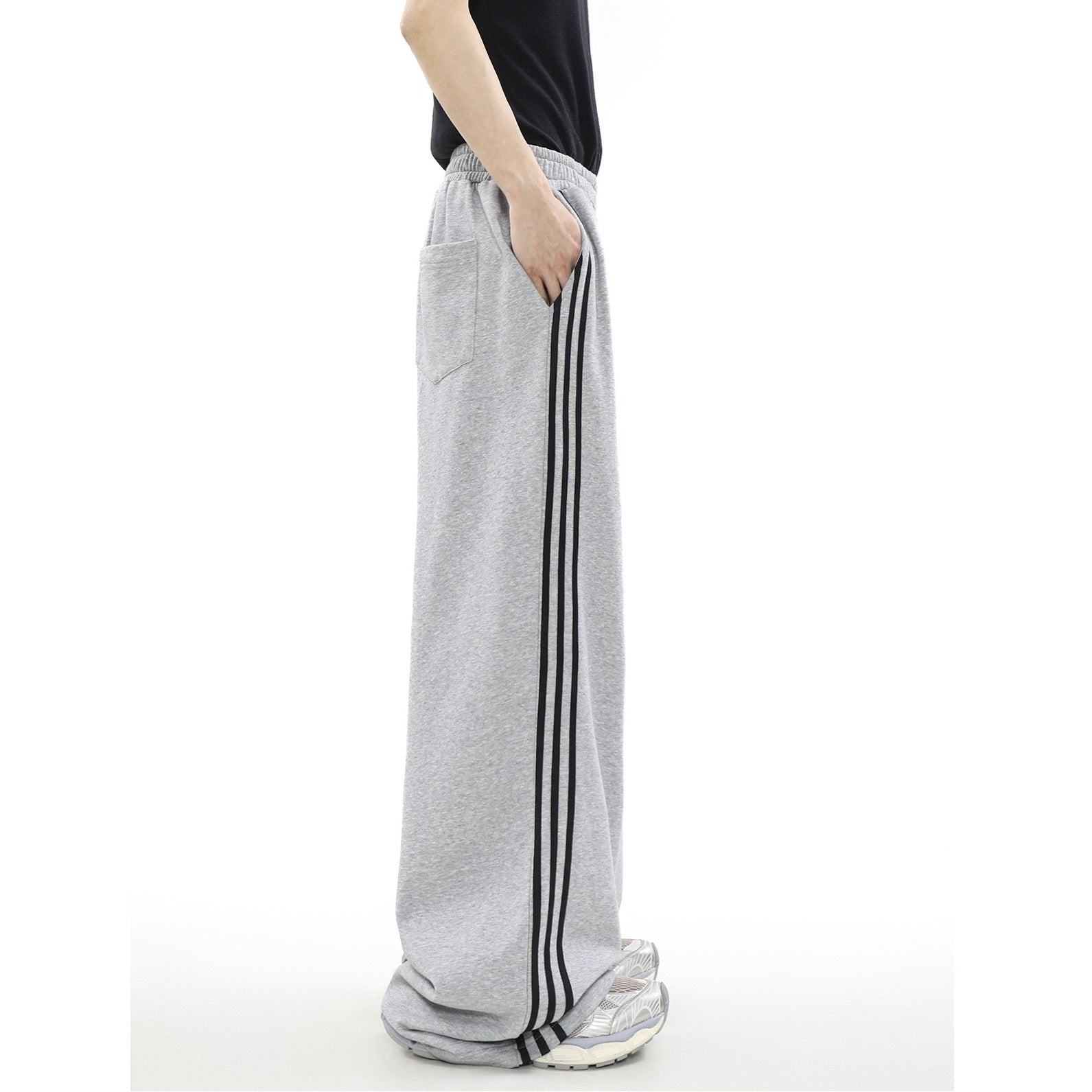 【上下別売り】Three Line Half-Zip Sweat & Loose Pants Set-up MR051