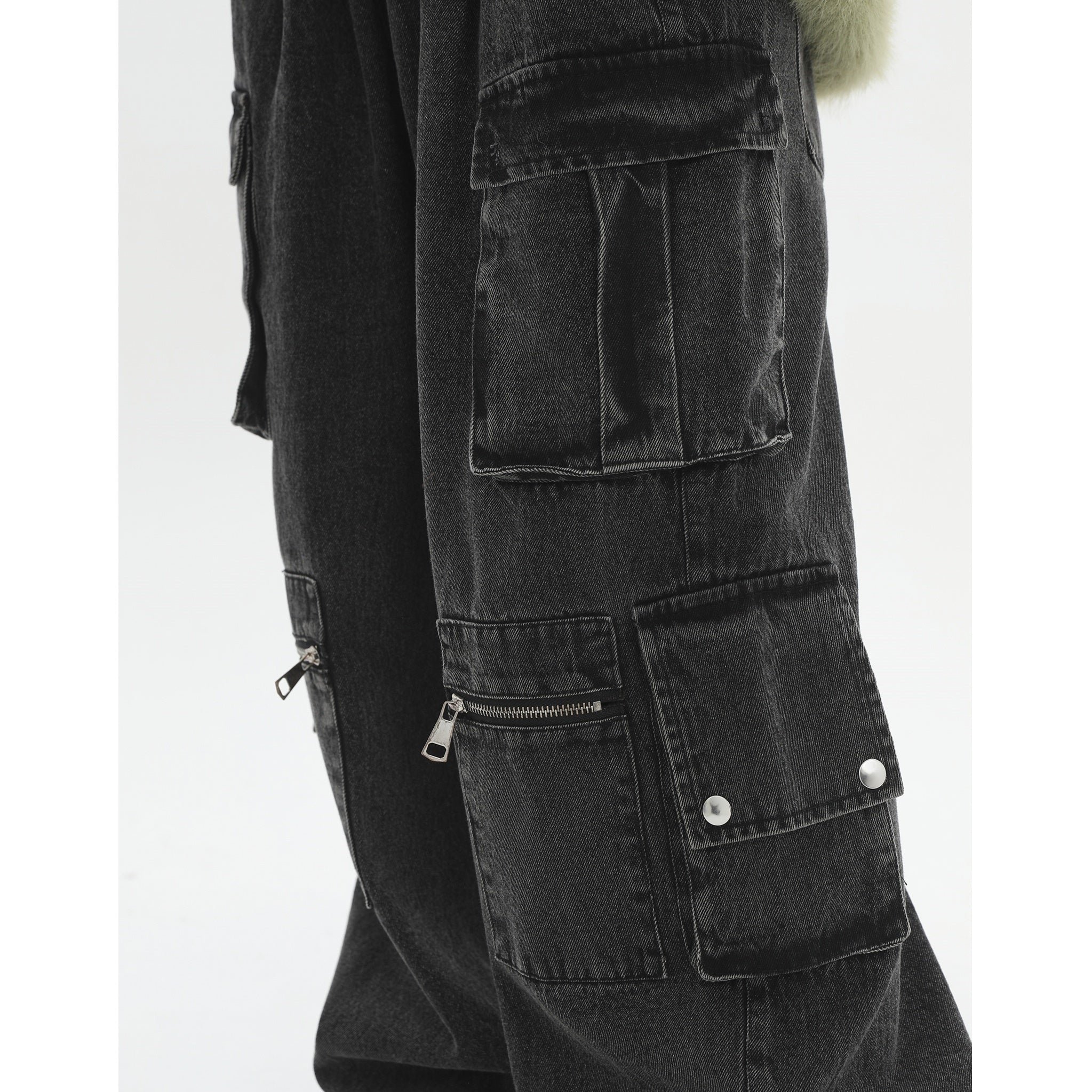 Zip Multi-pocket Loose Relax Cargo Jeans IN7028