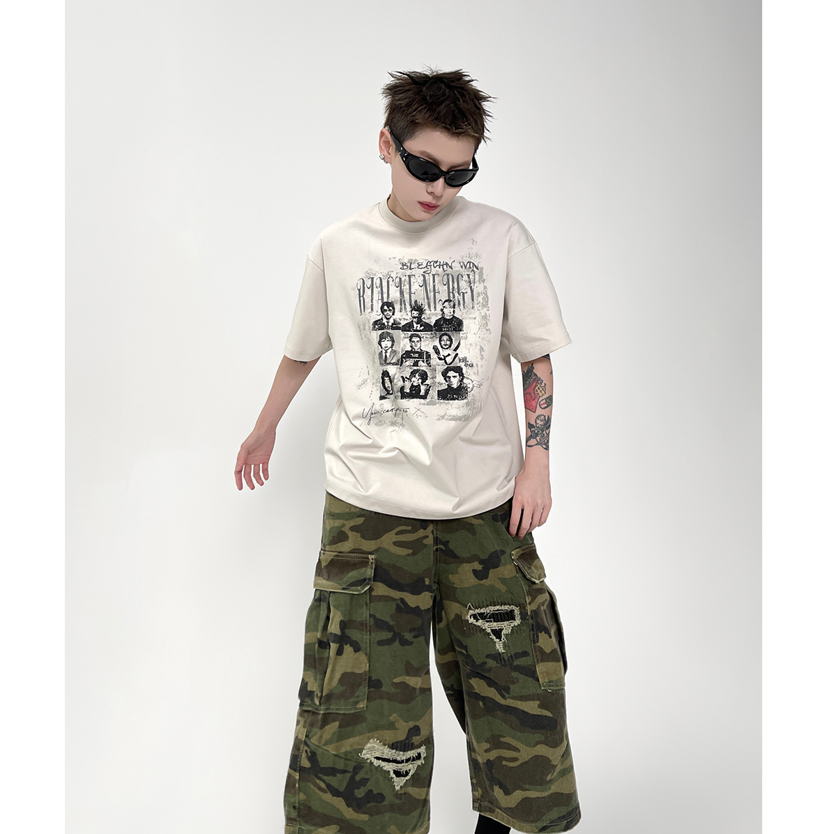 Character Print T-shirt EAT098