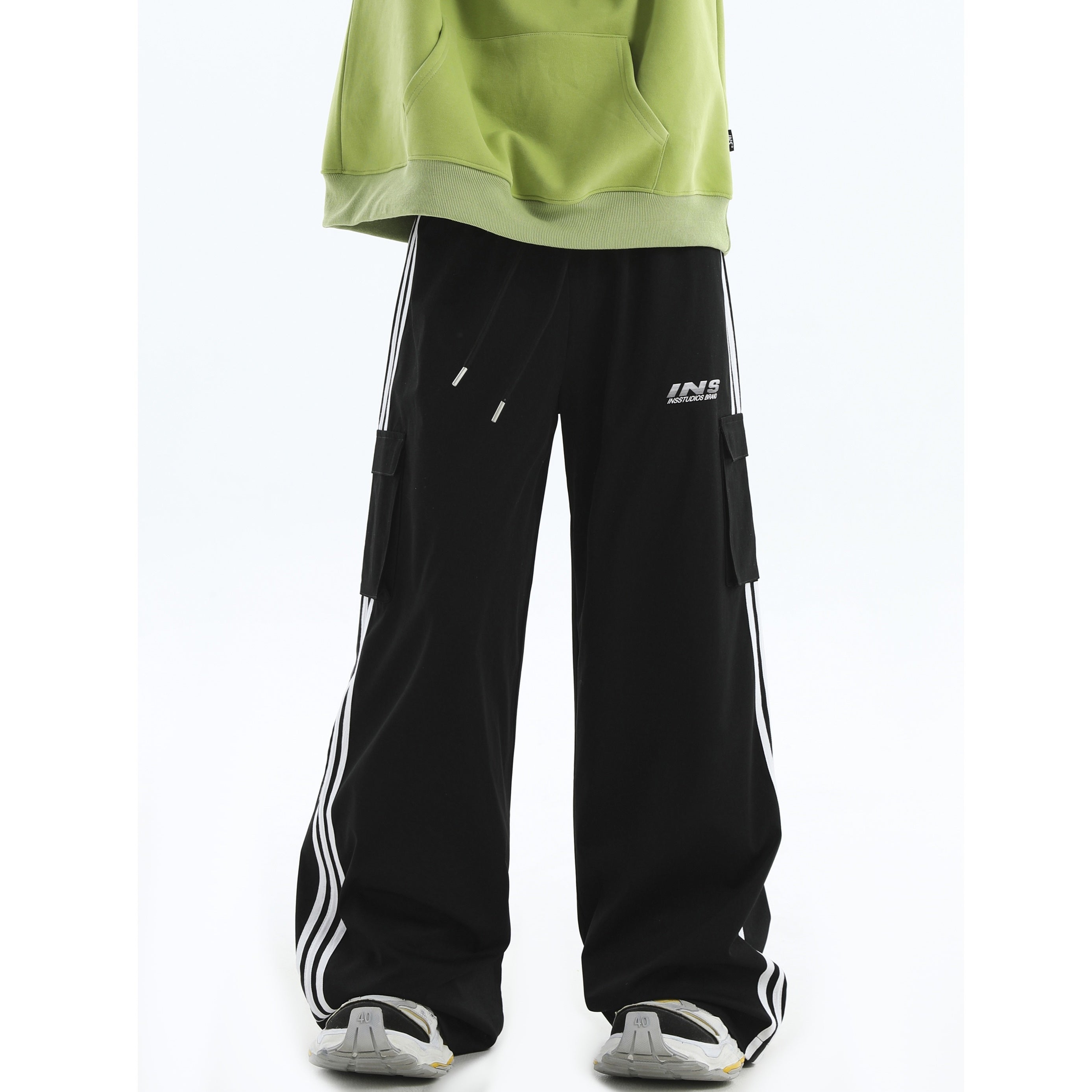Drawstring Three-bar Casual Cargo Pants IN7047