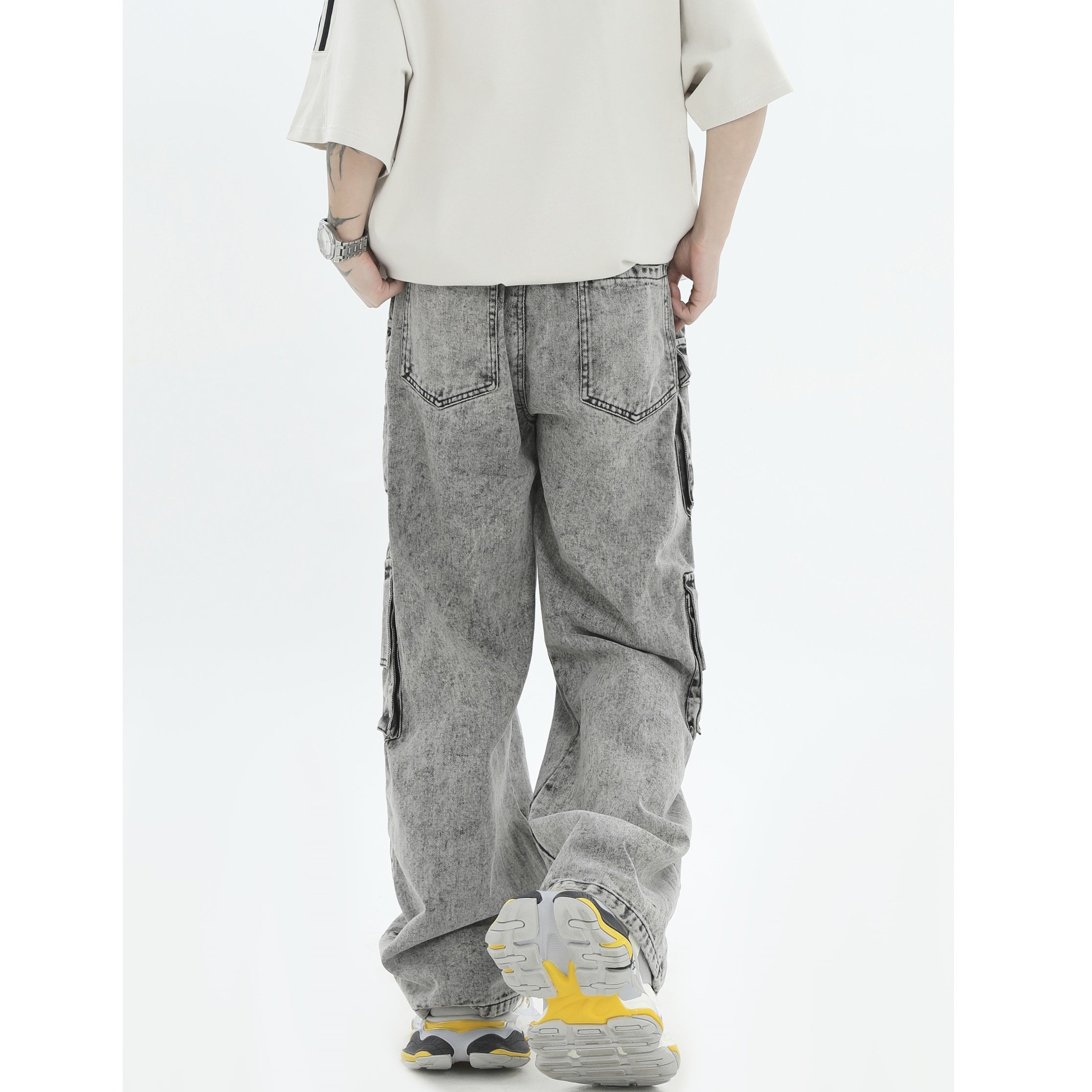 Distressed Loose Work Style Cargo Jeans IN7025