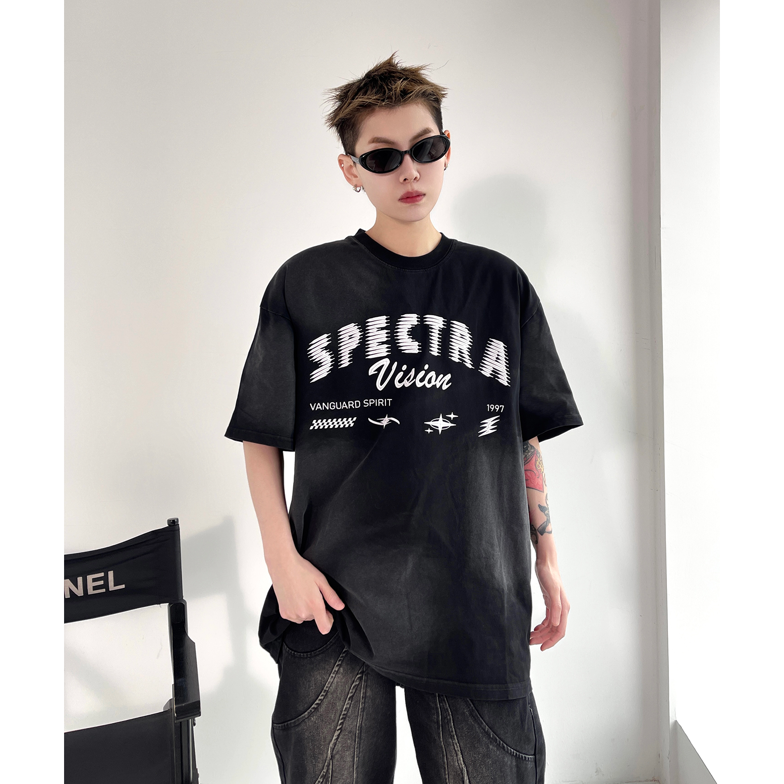 Design Letter Print T-shirt EAT012