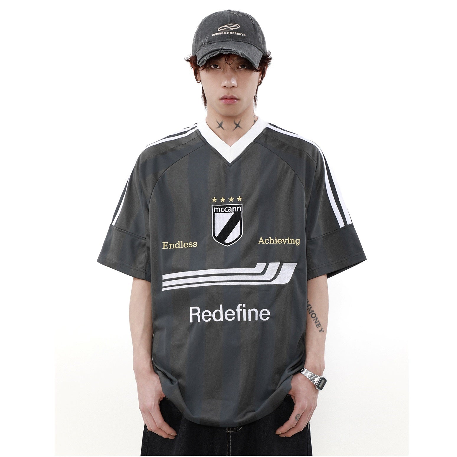 Line Sleeve Sporty V-Neck Print T-Shirt MR044
