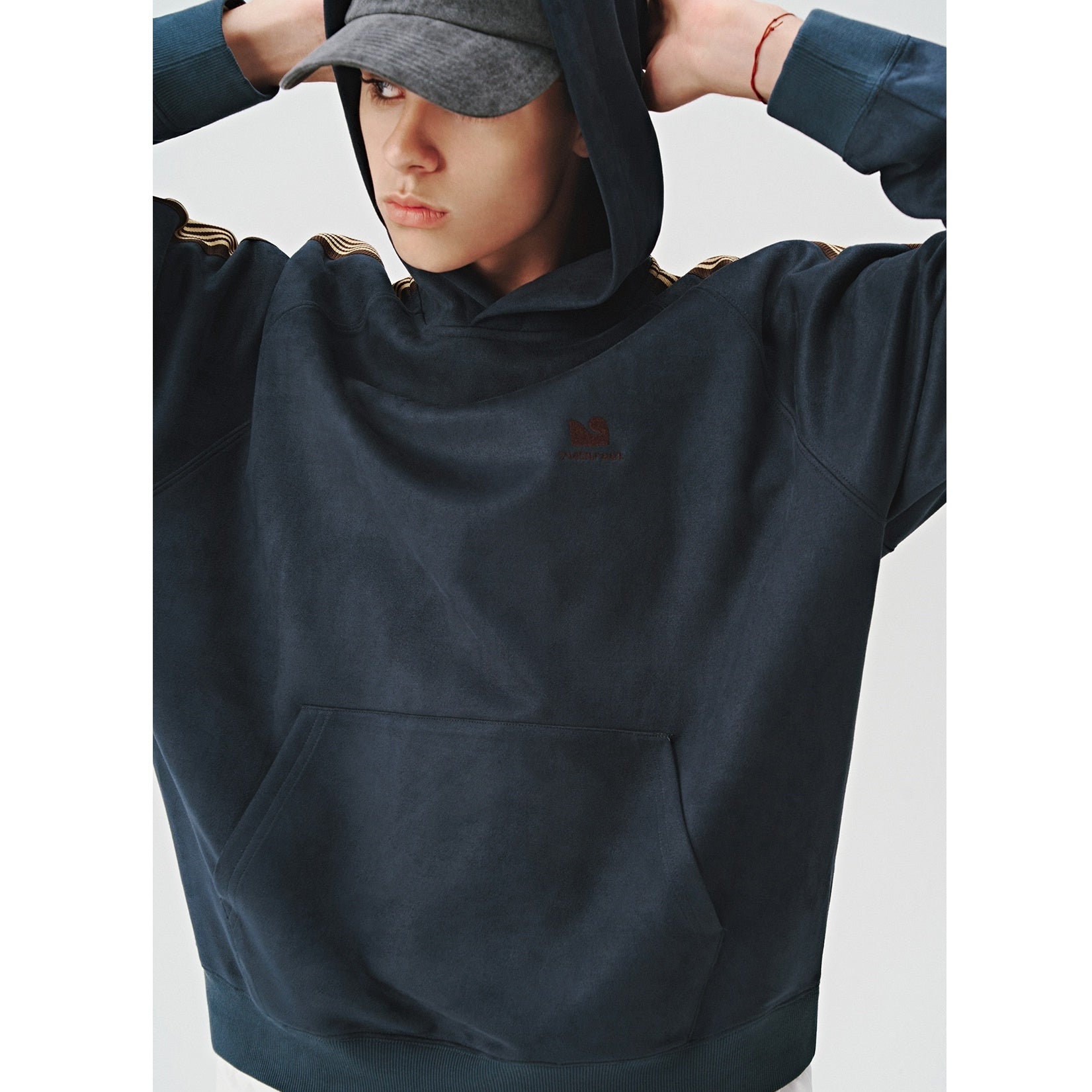 Imitation Suede Touch Line Hoodie MB7138