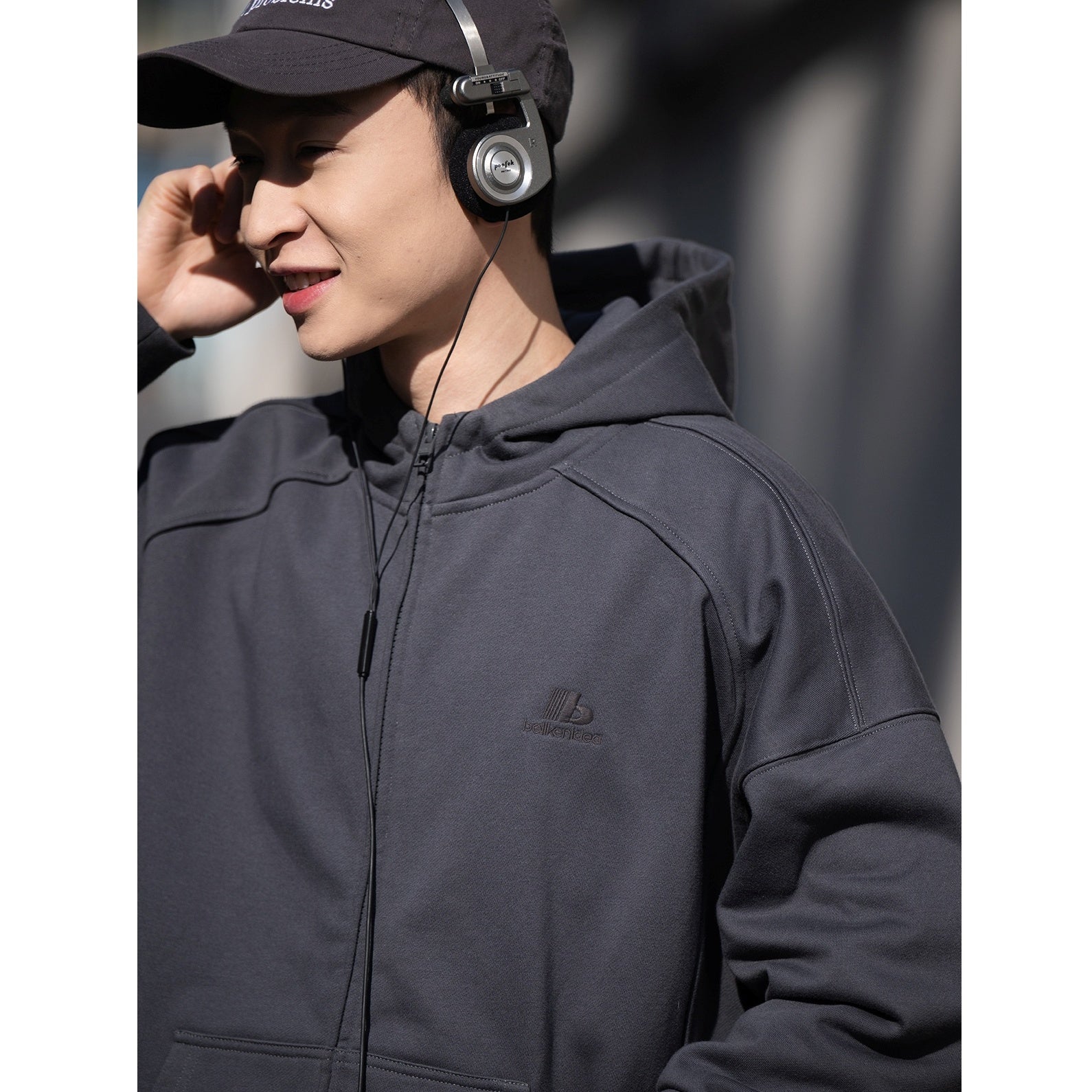 Stitching Design Dropped-shoulder Hooded Jacket BI2008