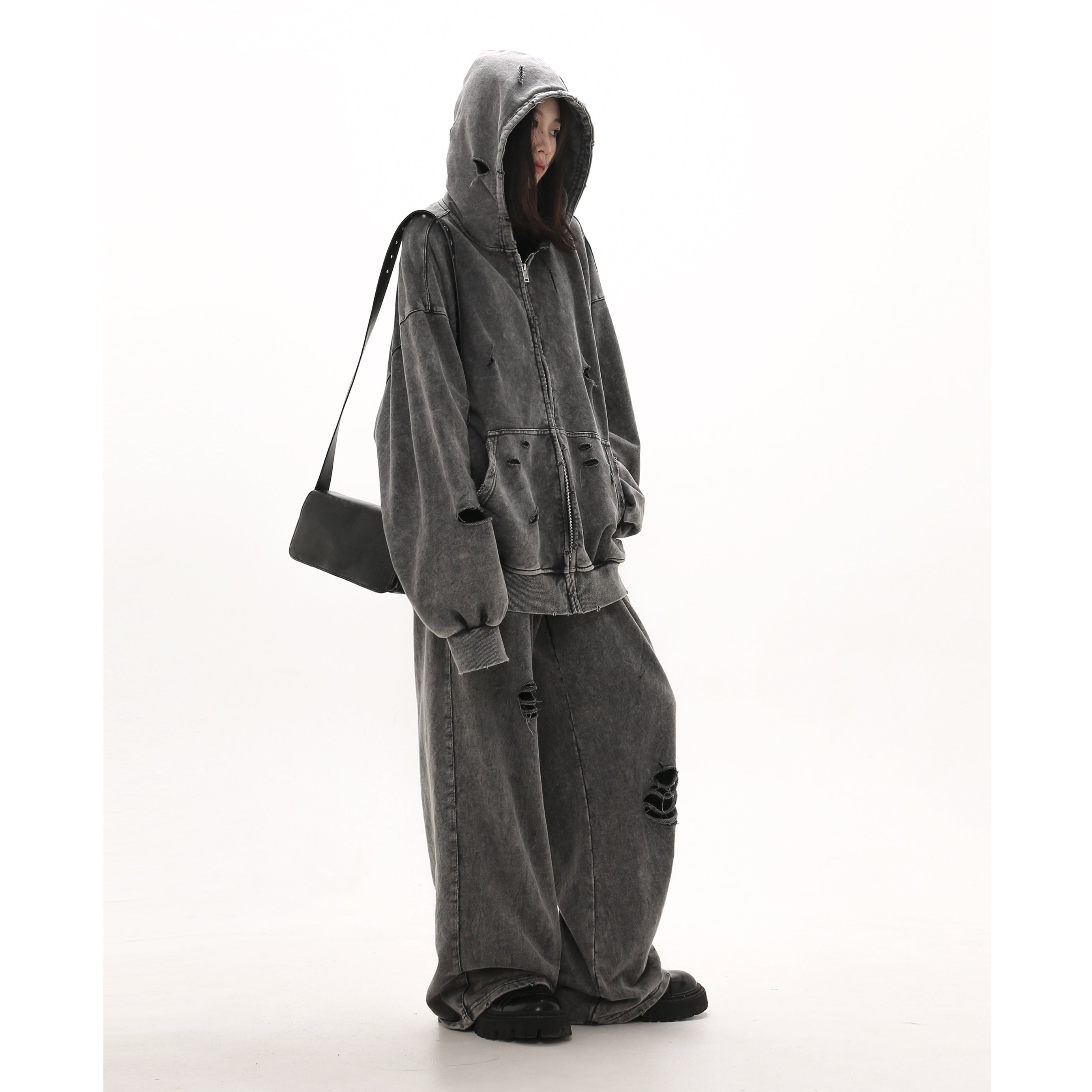 【上下別売り】Ripped Distressed Loose Fit Sweatpants MB7330
