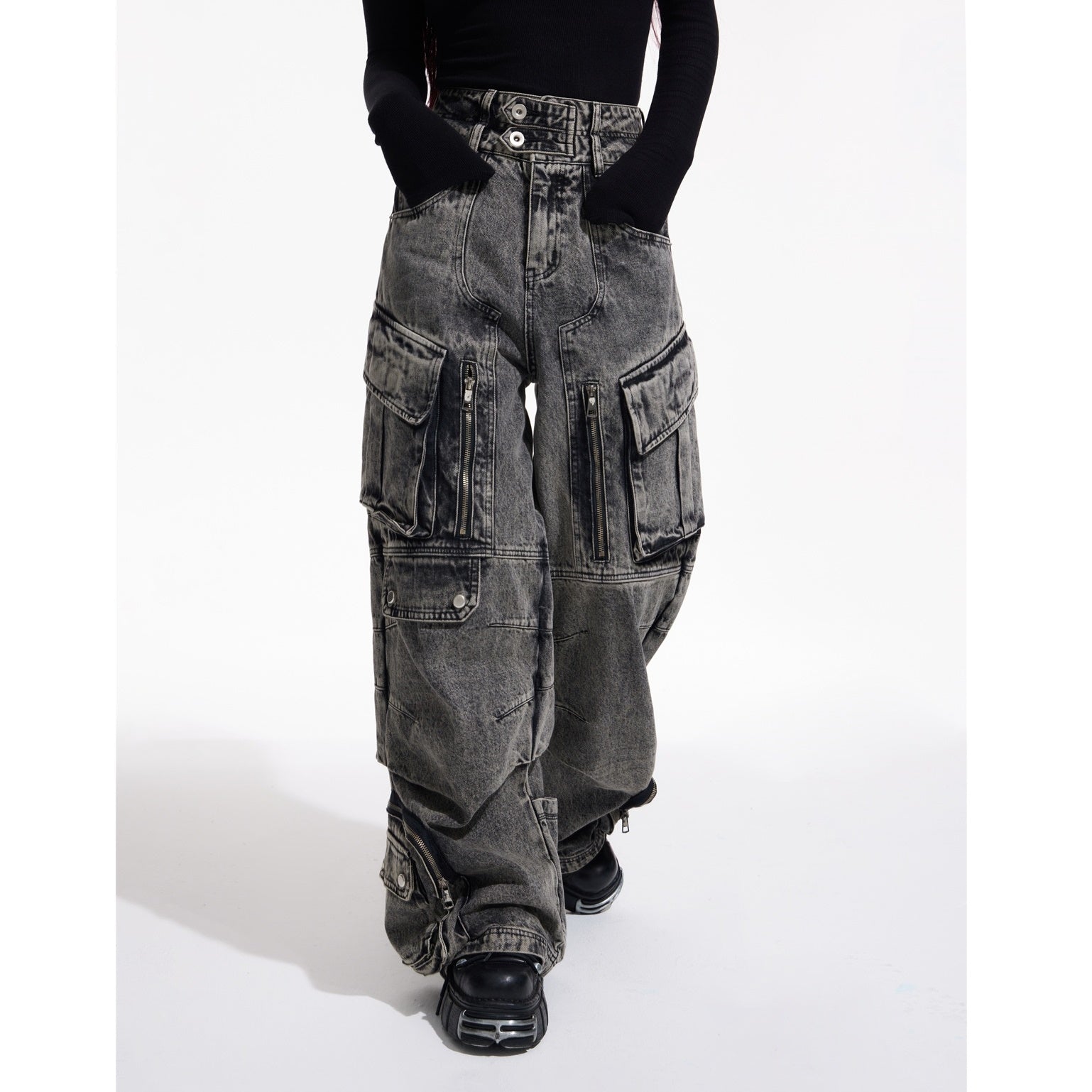 Wide-leg Double Pocket Cargo Jeans MB7028