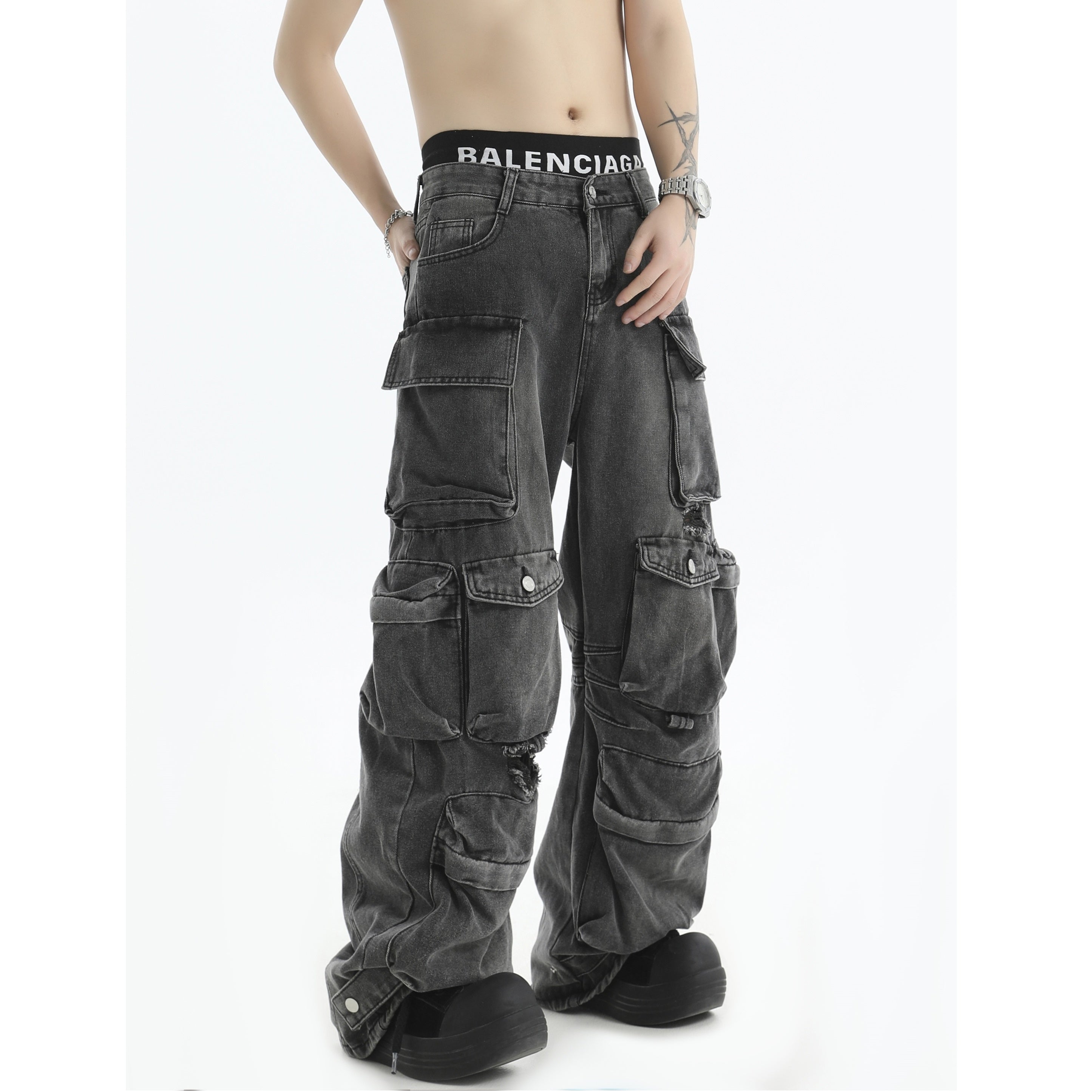 Heavy Industries Frayed Loose Cargo Jeans IN7007
