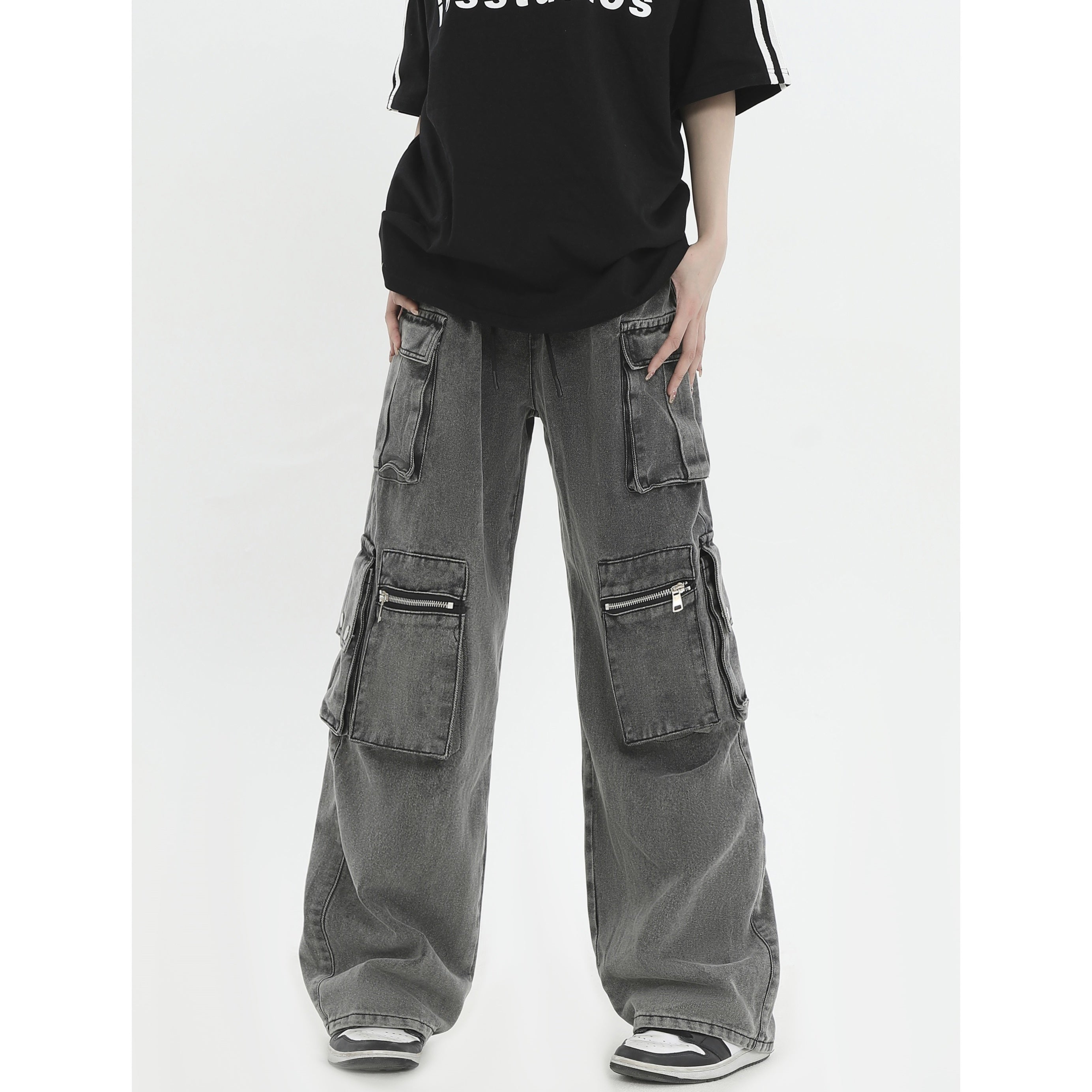 Distressed Loose Work Style Cargo Jeans IN7025