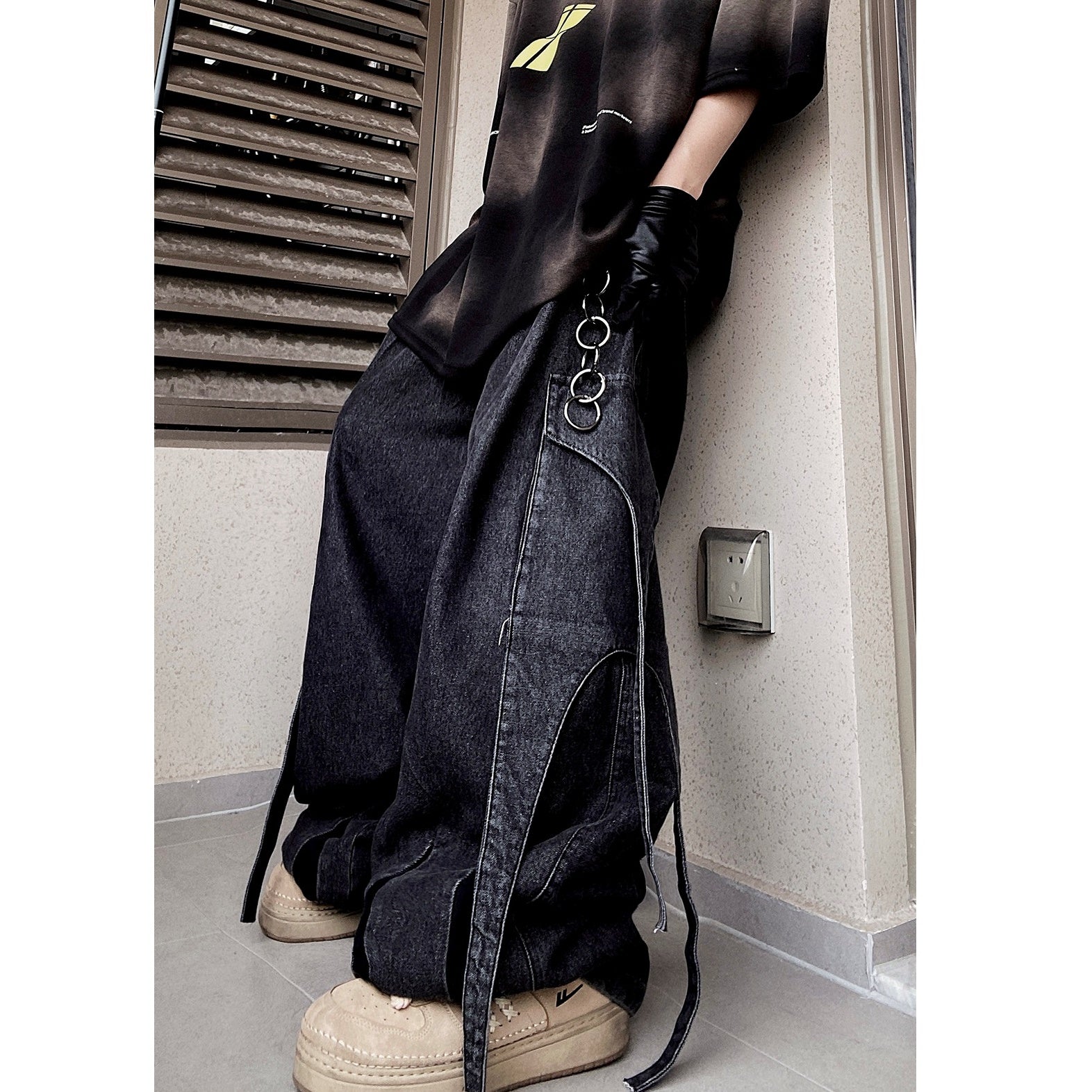 Long Strap Design Wide Cargo Jeans UU7025