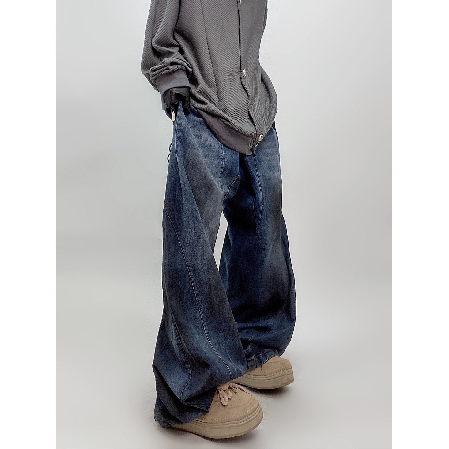 Washed Mud Dyed Distressed Wide-Leg Jeans UU7023