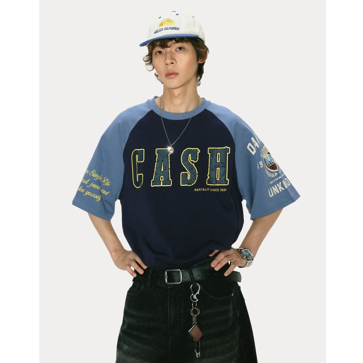 Contrasting Panel Raglan Sleeve T-shirt NA7013