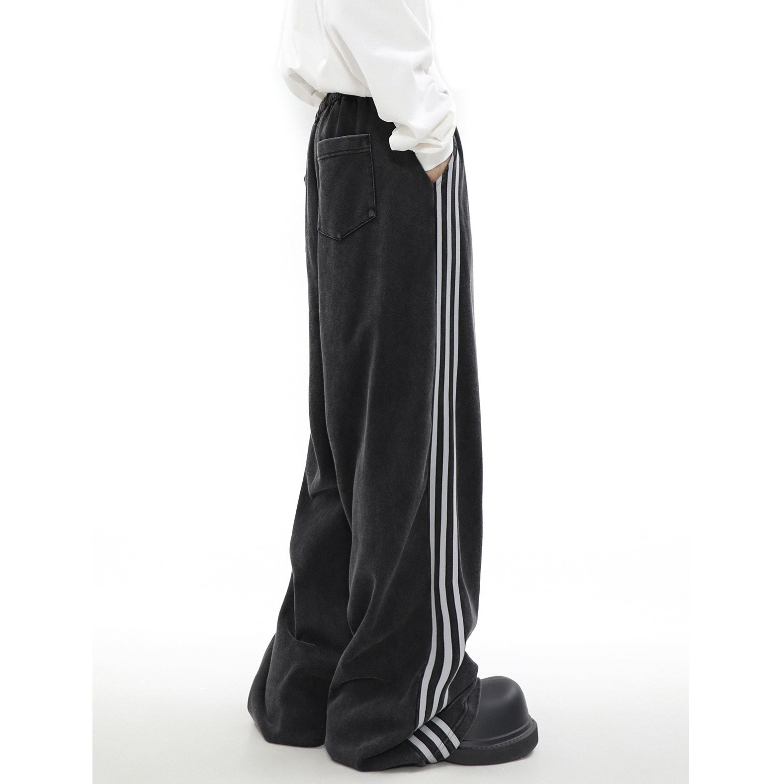 【上下別売り】Three Line Half-Zip Sweat & Loose Pants Set-up MR051