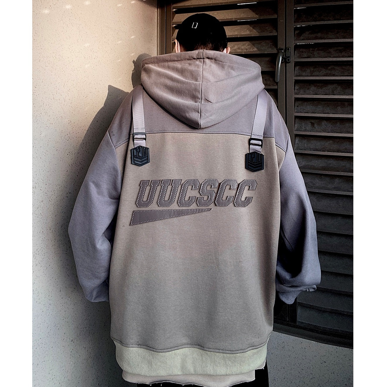 Back Strap Blockbuster Oversize Hoodie UU7019
